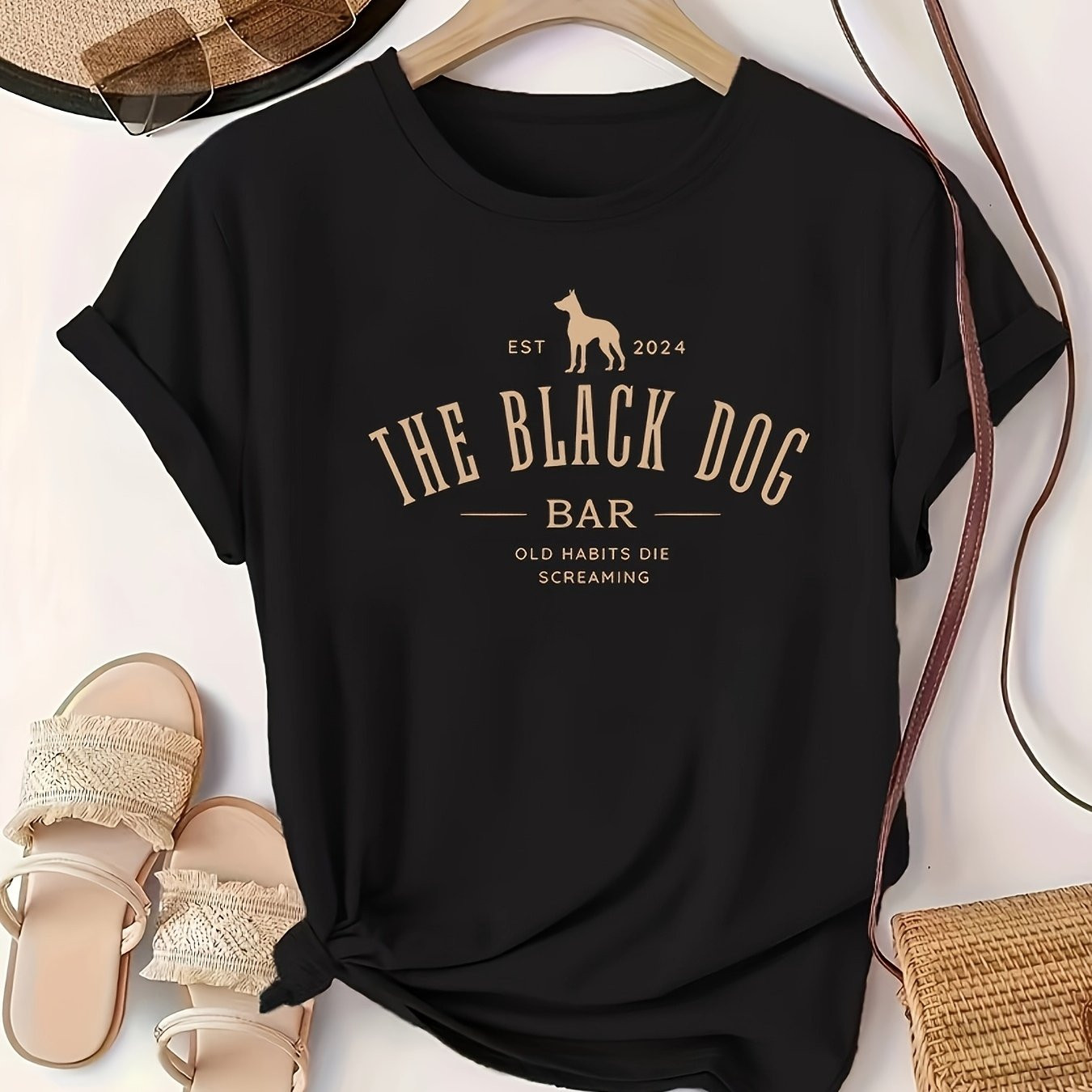 TEMU Camiseta Feminina Casual de Manga com Impressão ""O CACHORRO PRETO BAR"", Redonda, Tecido de Malha de Poliéster, Leve Elasticidade, Ajuste Regular, Top de /Verão - Preto | Temu Affiliate Program