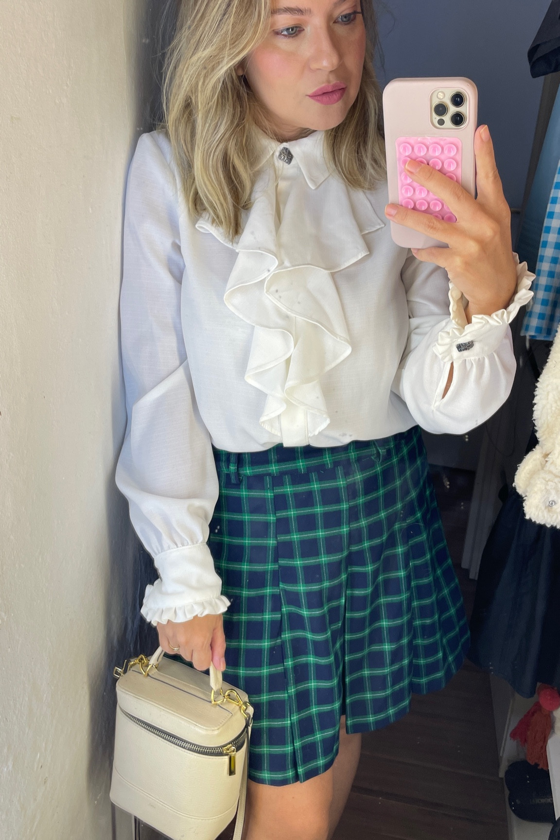 Look perfeito da Renner com saia xadrez e camisa de babados ✨

#LTKbeauty #LTKbrasil #LTKover40