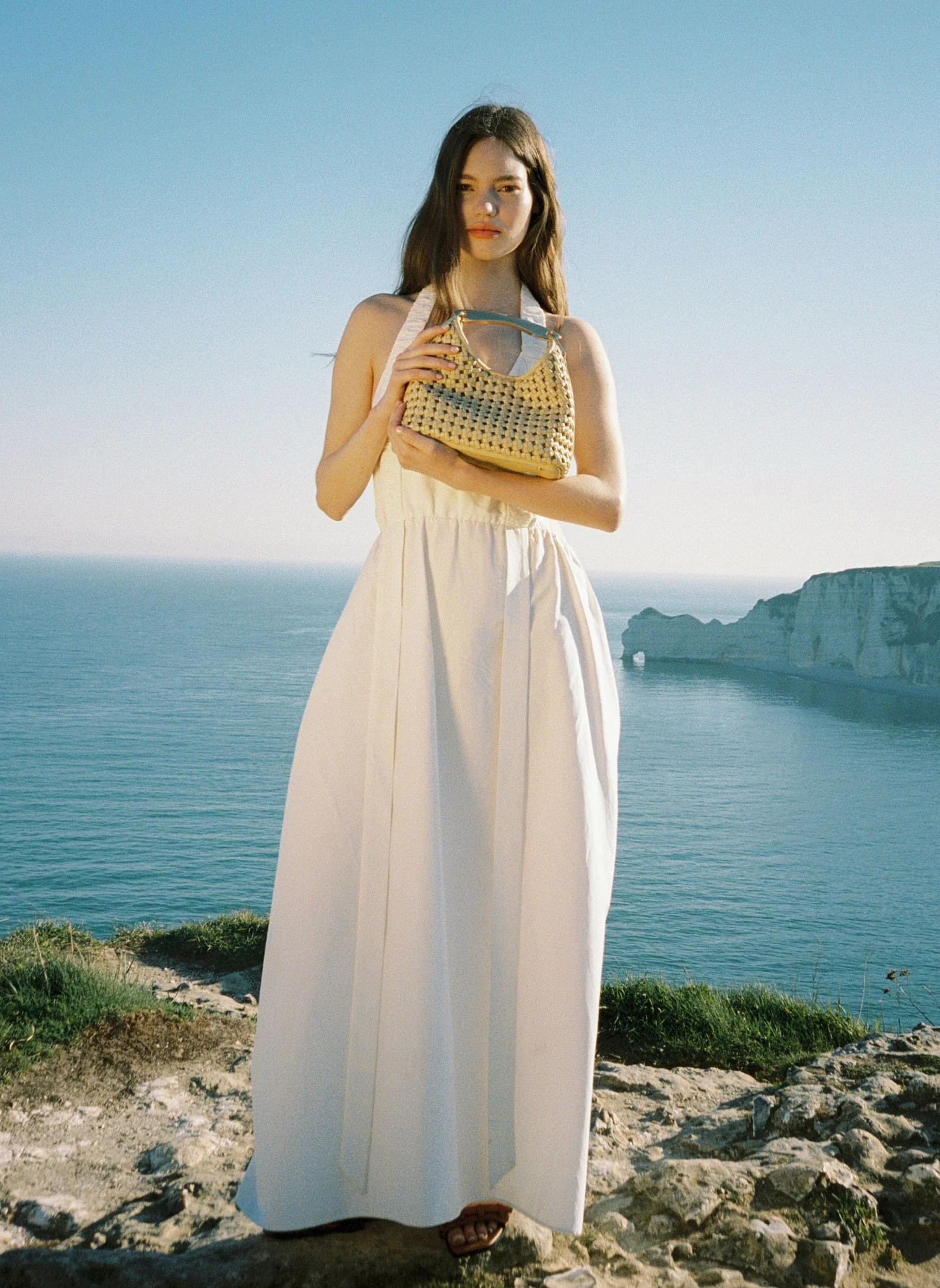 Small Boomerang Woven Leather Butter - French Woven Handbags - Elleme | Elleme