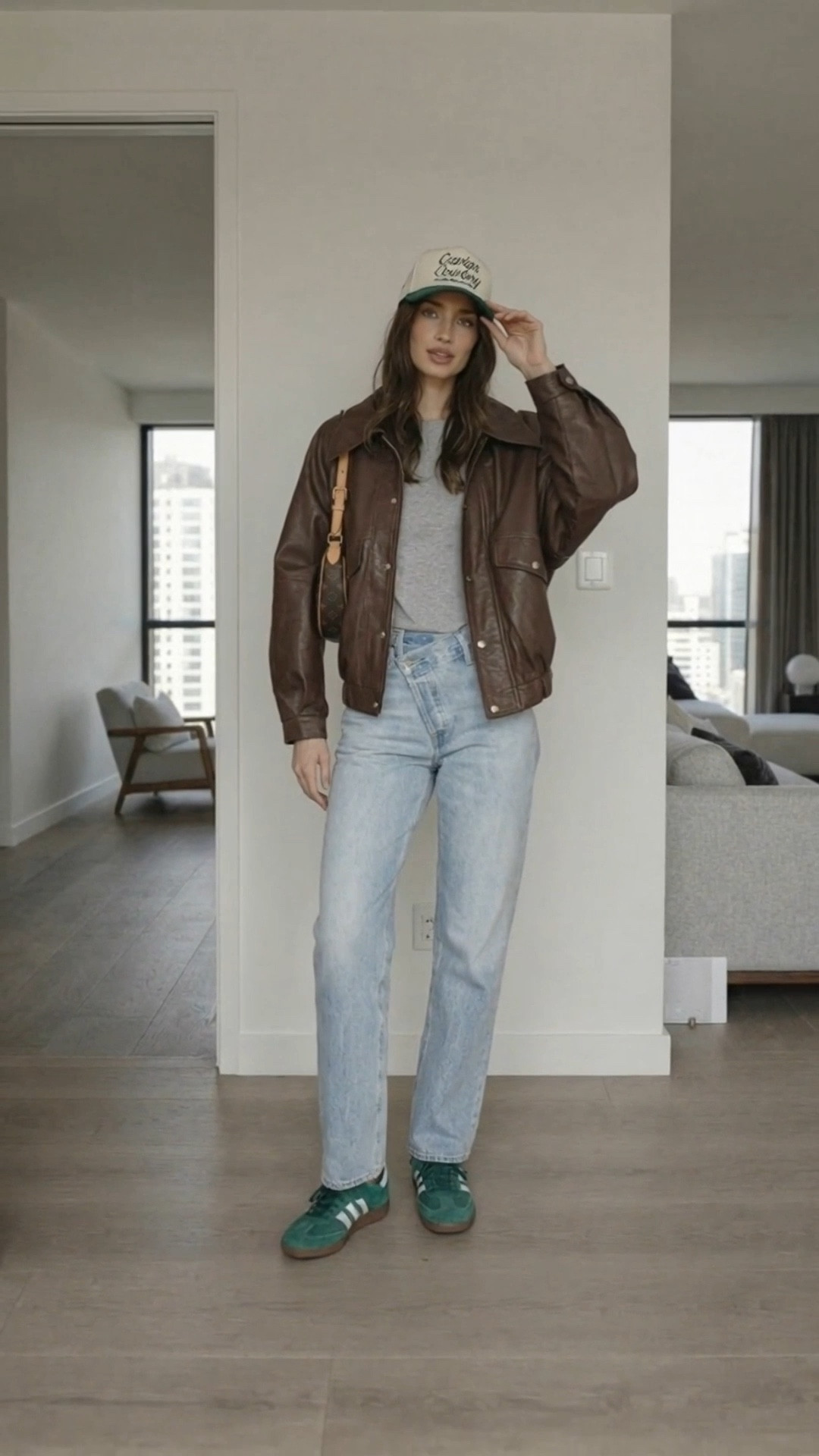 Casual outfit, tomboy wlw outfits, denim, brown bomber javket, caviar cowboy hat