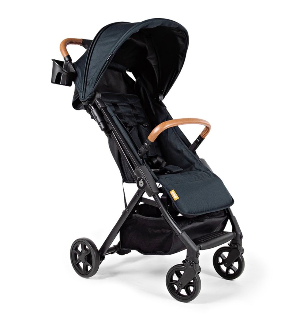Zoe travel stroller . Light weight and can fit in overhead bin on airplane. 

#LTKKids #LTKBaby #LTKTravel