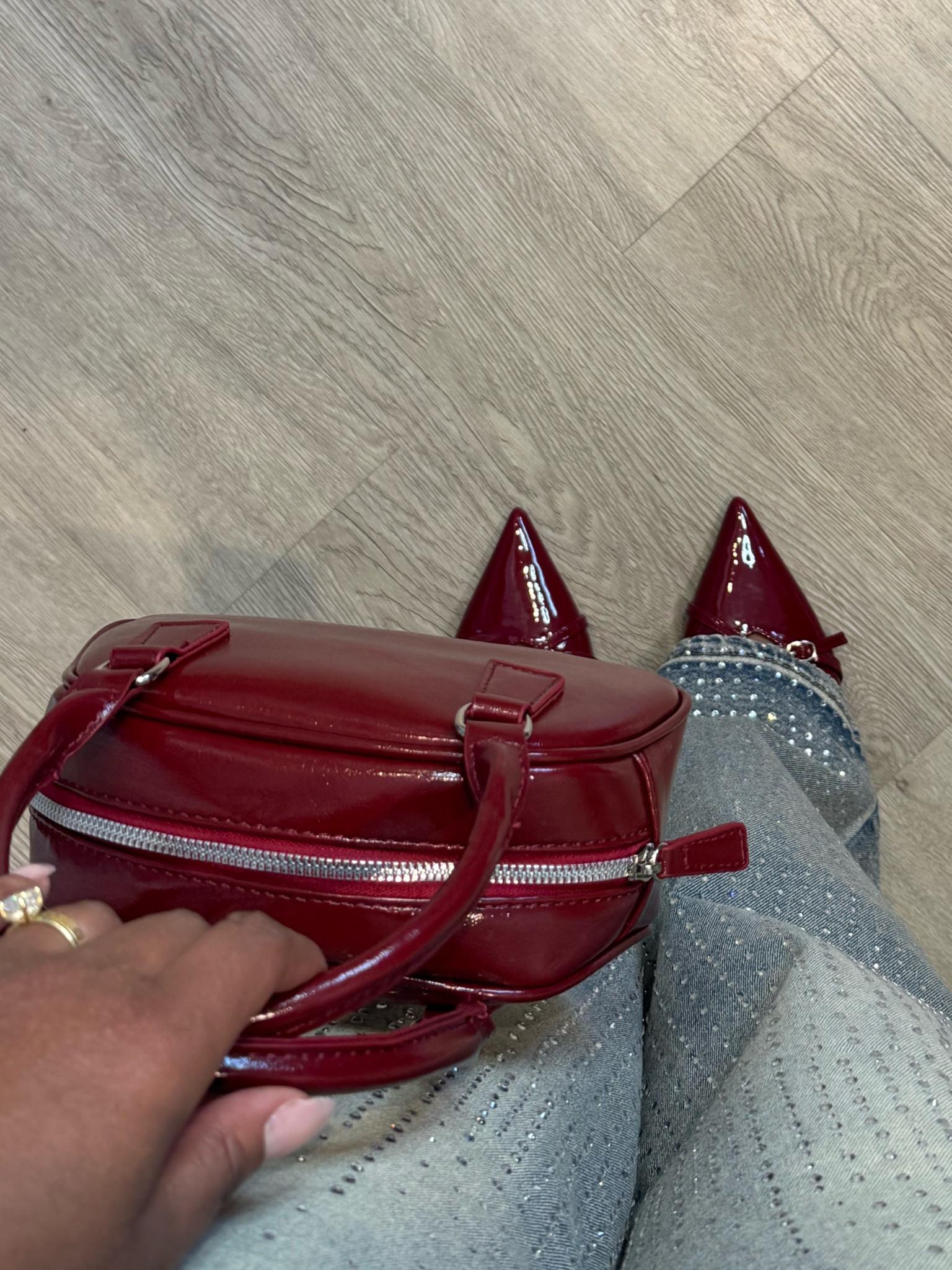 Shoes & bag 🍷

#LTKShoeCrush #LTKItBag #LTKFindsUnder50