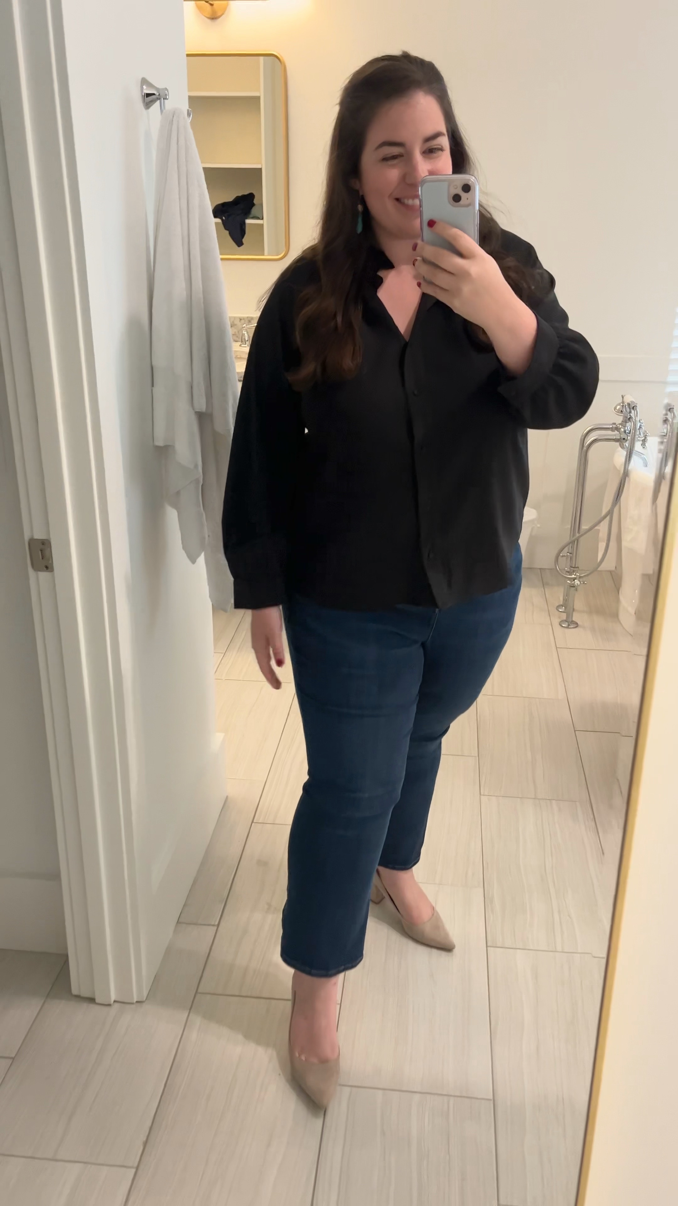 Basic, but beautiful outfit that works on curves. I’m in the xxl in the top (runs generously) and 34 in the jeans (18w). The shoes fit true to size. Earrings are old Mary Kendig.

#LTKxMadewell #LTKmidsize #LTKplussize