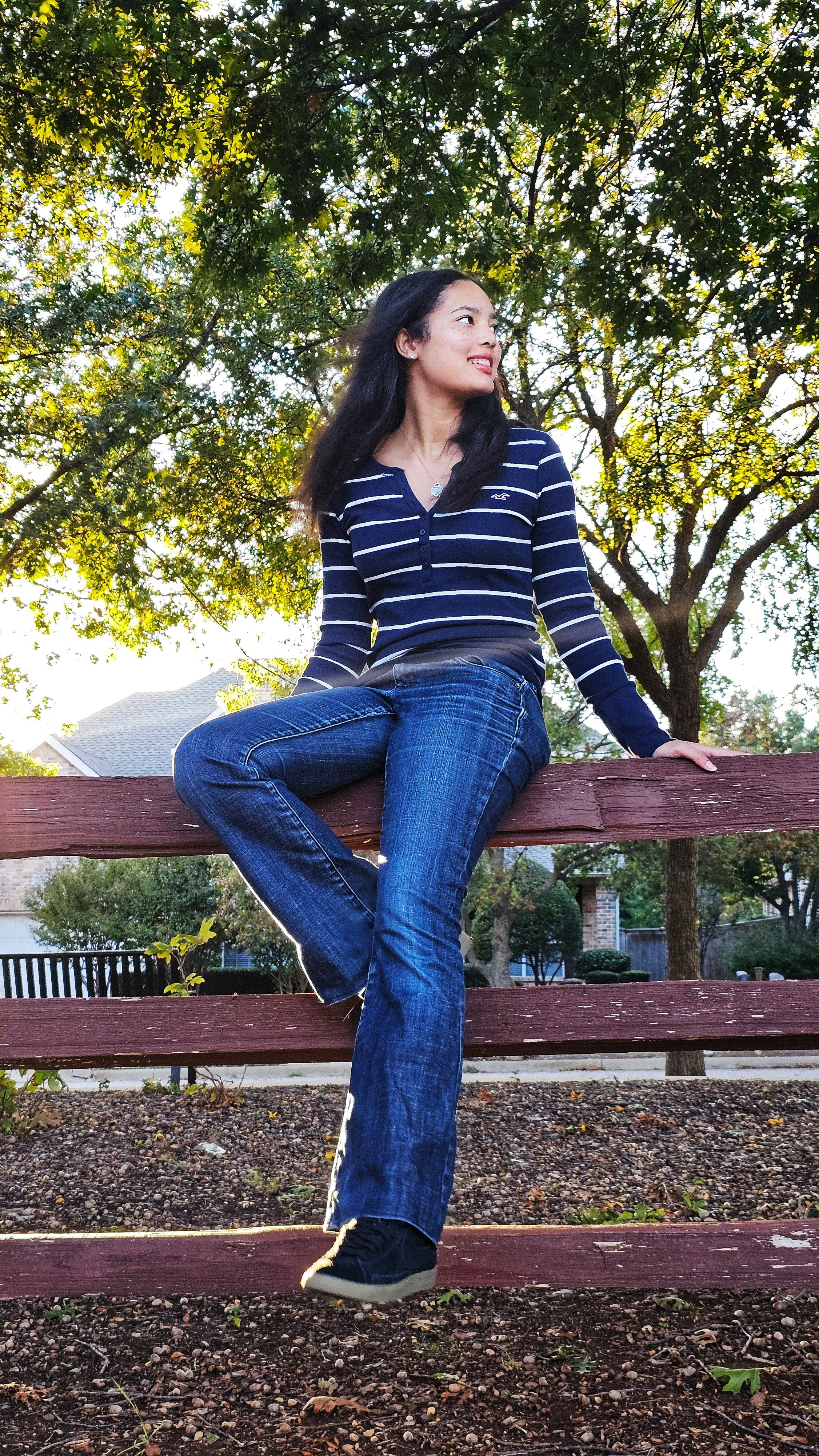 It's fall ya'll.🍁*Fall is in full swing in North Texas. That means some days and cool while other days are warm. These lightweight long sleeve knit tops are excellent for those swinging temperaturs. 

#LTKSeasonal #LTKStyleTip #LTKSaleAlert