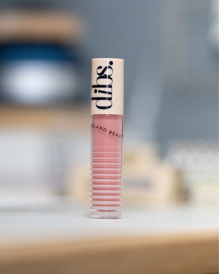 DIBs everyday lip gloss in Effortless Pink

#LTKbeauty #LTKfindsunder50