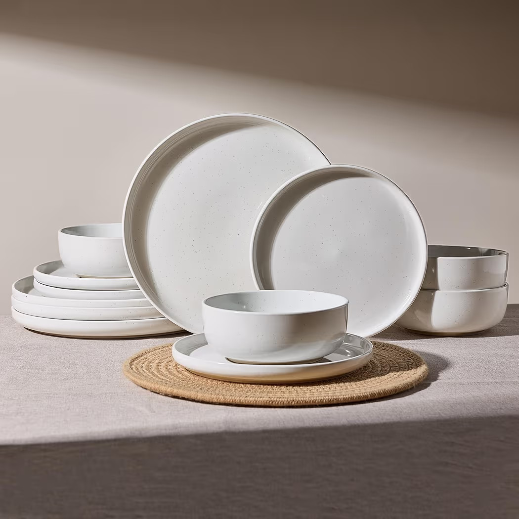 Famiware Milkyway Plates and Bowls Set, 12 Pieces Dinnerware Sets, Dishes Set for 4, White | Amazon (US)