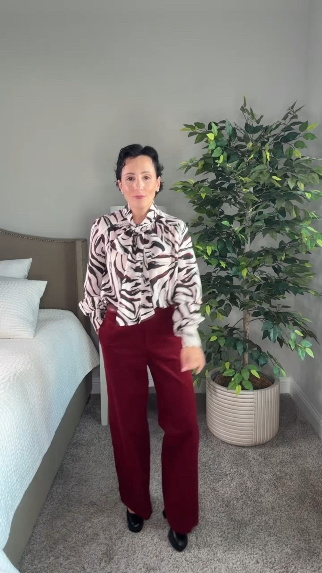 Fabrique really understands how to blend comfort with high-end design. Every piece feels beautifully made and so easy to style. If you love polished outfits without the fuss, this lineup is perfection.

@fabrique.official
#Fabrique #Fabriquedesigners #Fabs #ad

#LTKCyberWeek #LTKHoliday #LTKootd