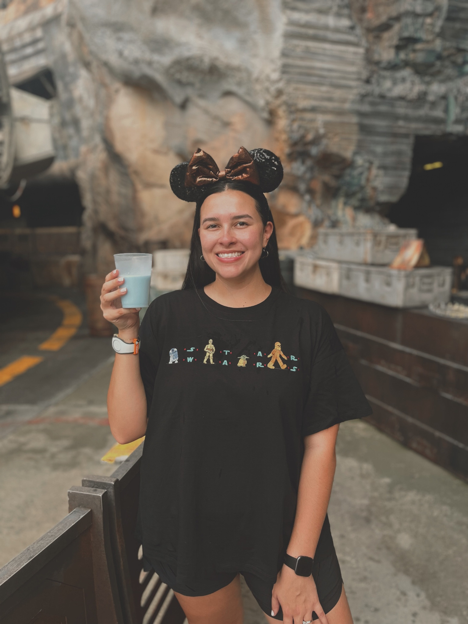 Blue milk >

#LTKfamily #LTKmidsize #LTKCyberWeek