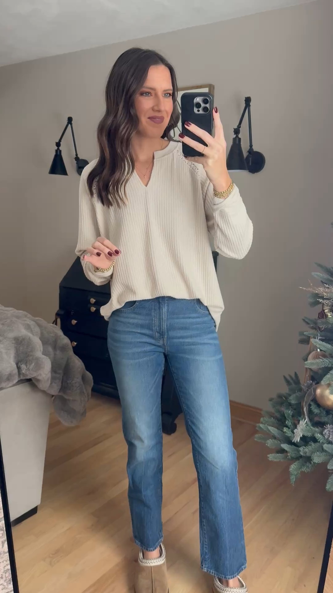 This Walmart tunic is giving Aerie vibes. I’m in a large for an oversized fit. 