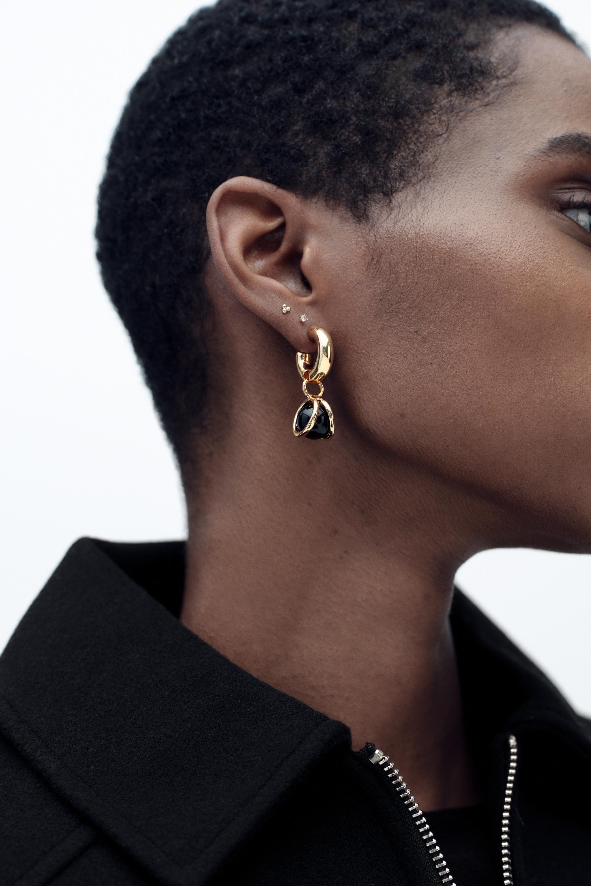 TEXTURED BOBBLE HOOP EARRINGS | Zara US