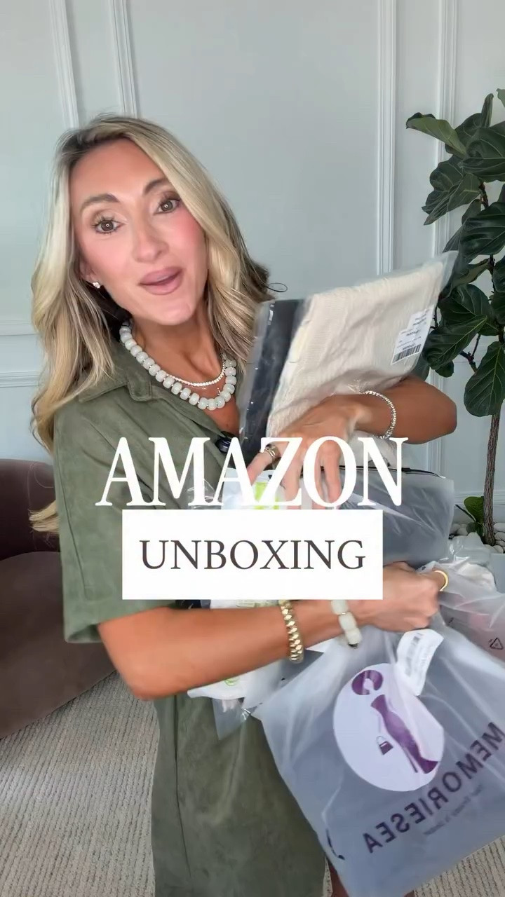 Comment FALL to shop! Amazon unboxing with new fall arrivals 🤩

Fall fashion, fall unboxing, Amazon haul, casual style, mom style, fall outfits, fall dresses #amazonfashion