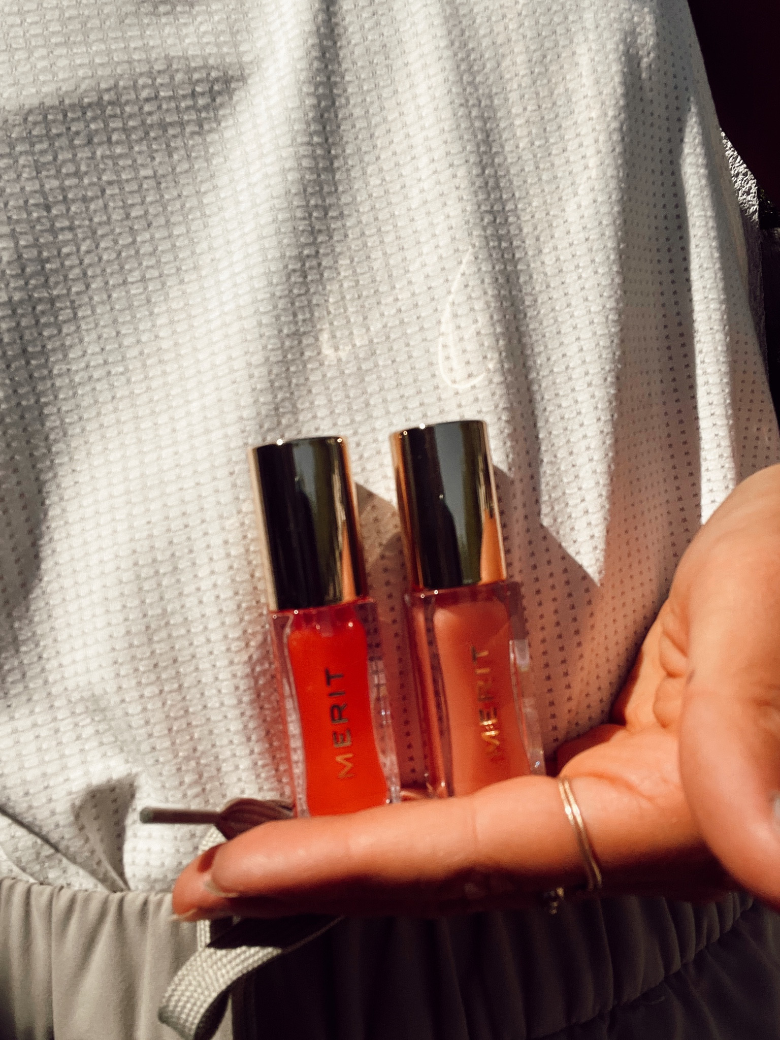 Merit lip geleés 💋 shade maraschino & jeté 

#LTKbeauty #LTKunder50