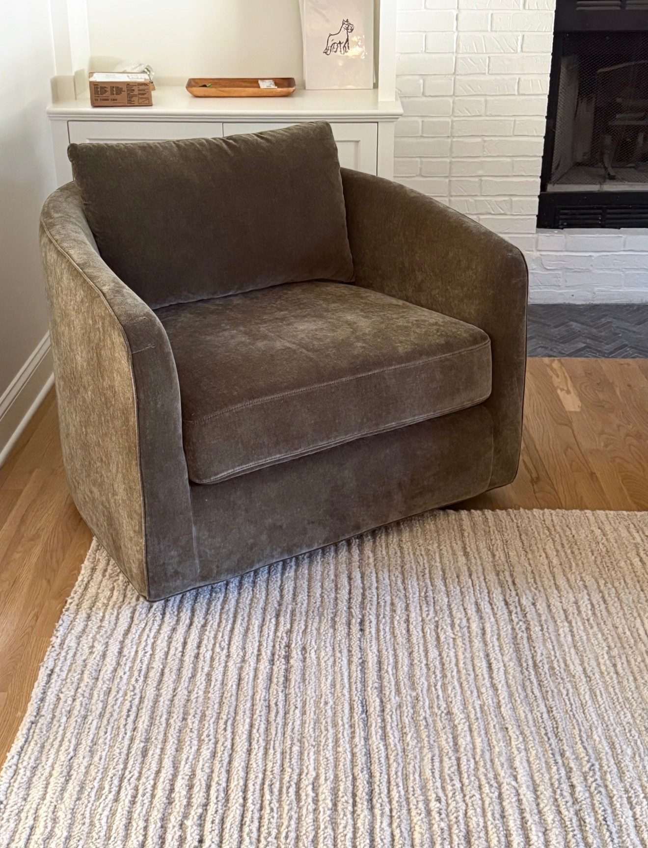 One of my all time favorite arm chairs from @potterybarn and it’s on sale! Comes in a few colors but I love the olive 🫒 

#LTKSeasonal #LTKHome #LTKSaleAlert