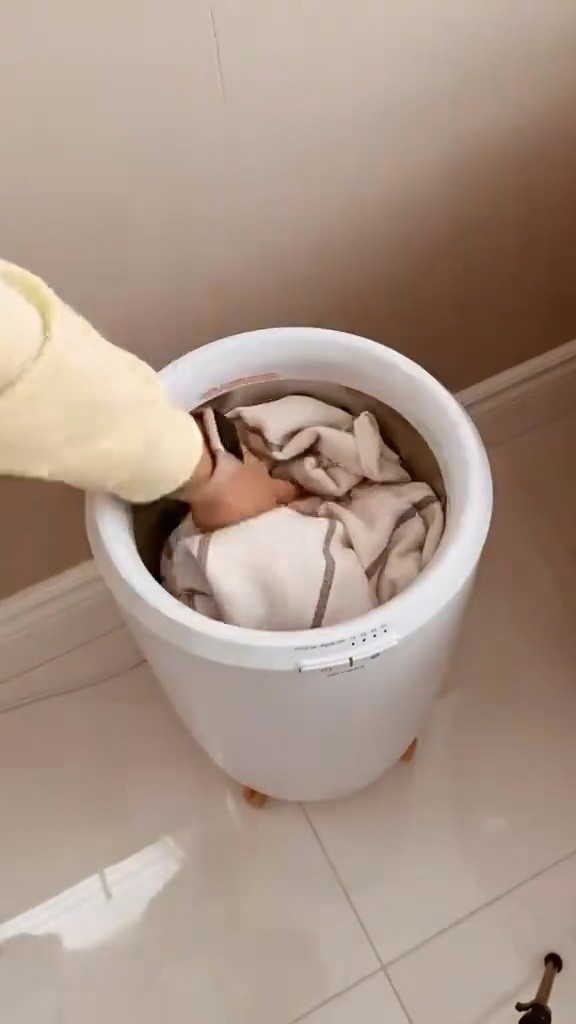 Amazon home
Towel warmer
Home finds


#LTKmorningroutine #LTKSaleAlert #LTKHome