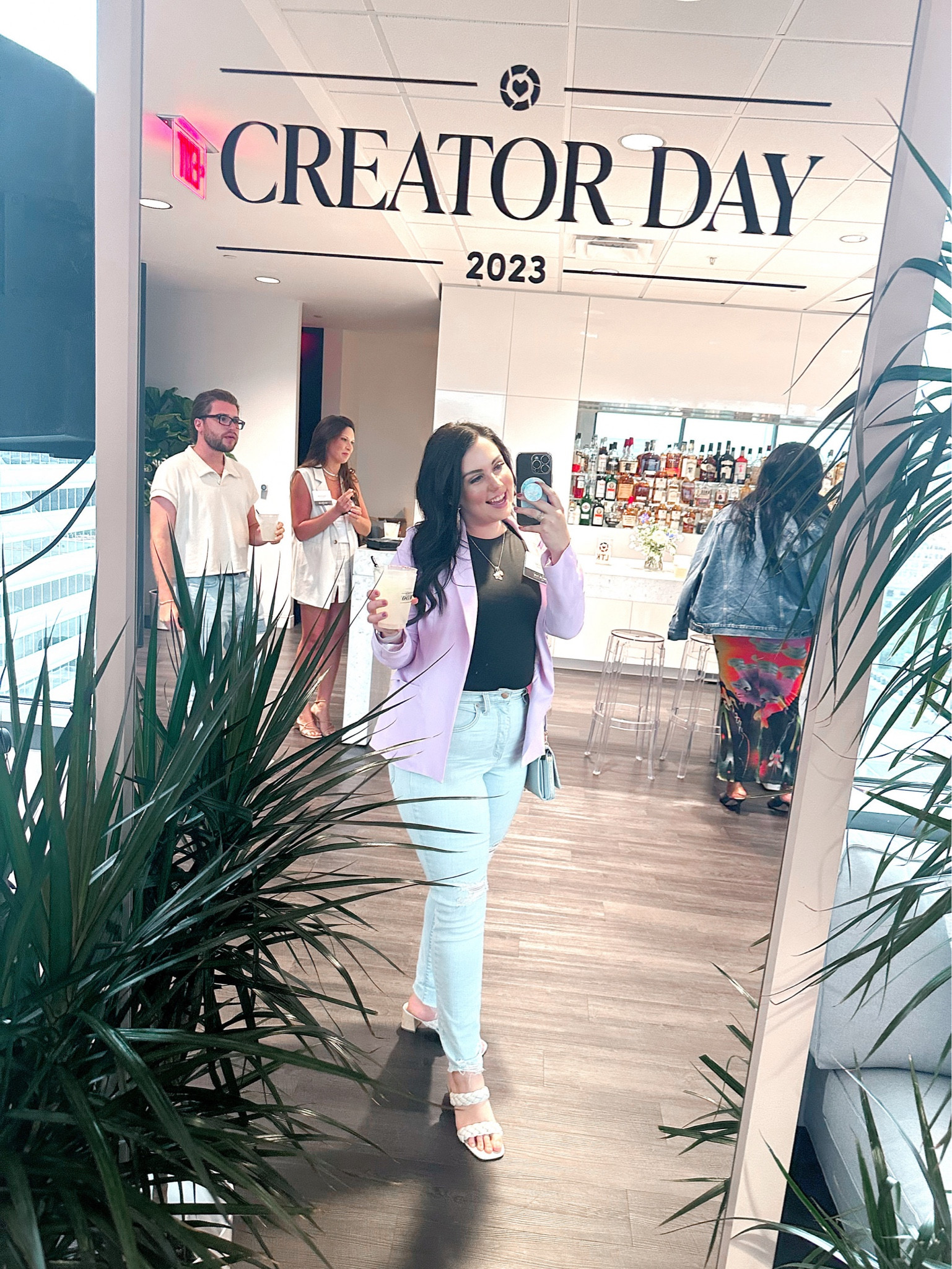 My favorite snappy casual look from LTK creators day

#LTKFind #LTKbeauty #LTKFestival
