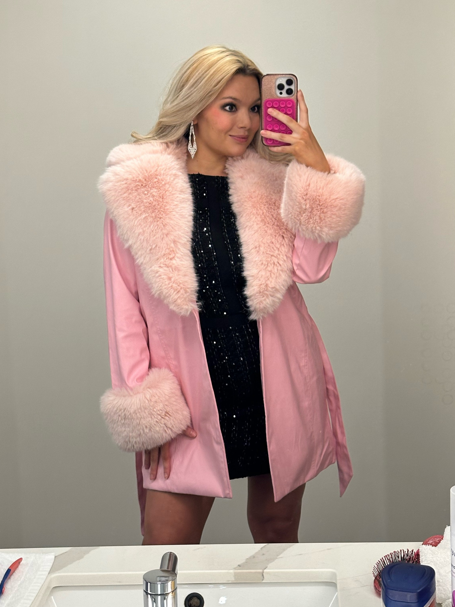 My OOTN for Raylee’s wedding!! I got SO many compliments on this jacket in Texas! I’m obsessed w it! Same with the Gianni Bini platform heels!!! Both of the statement pieces paired together was soooo cute! Plus, a simple tweed shift dress is perfect for any type of wedding! 💒💍👰🏼‍♀️

#LTKsalealert #LTKwedding #LTKstyletip