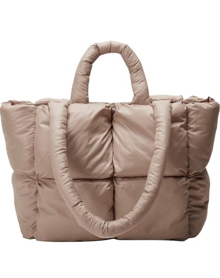 Perfect bag or purse for fall

#LTKSeasonal #LTKunder50 #LTKstyletip