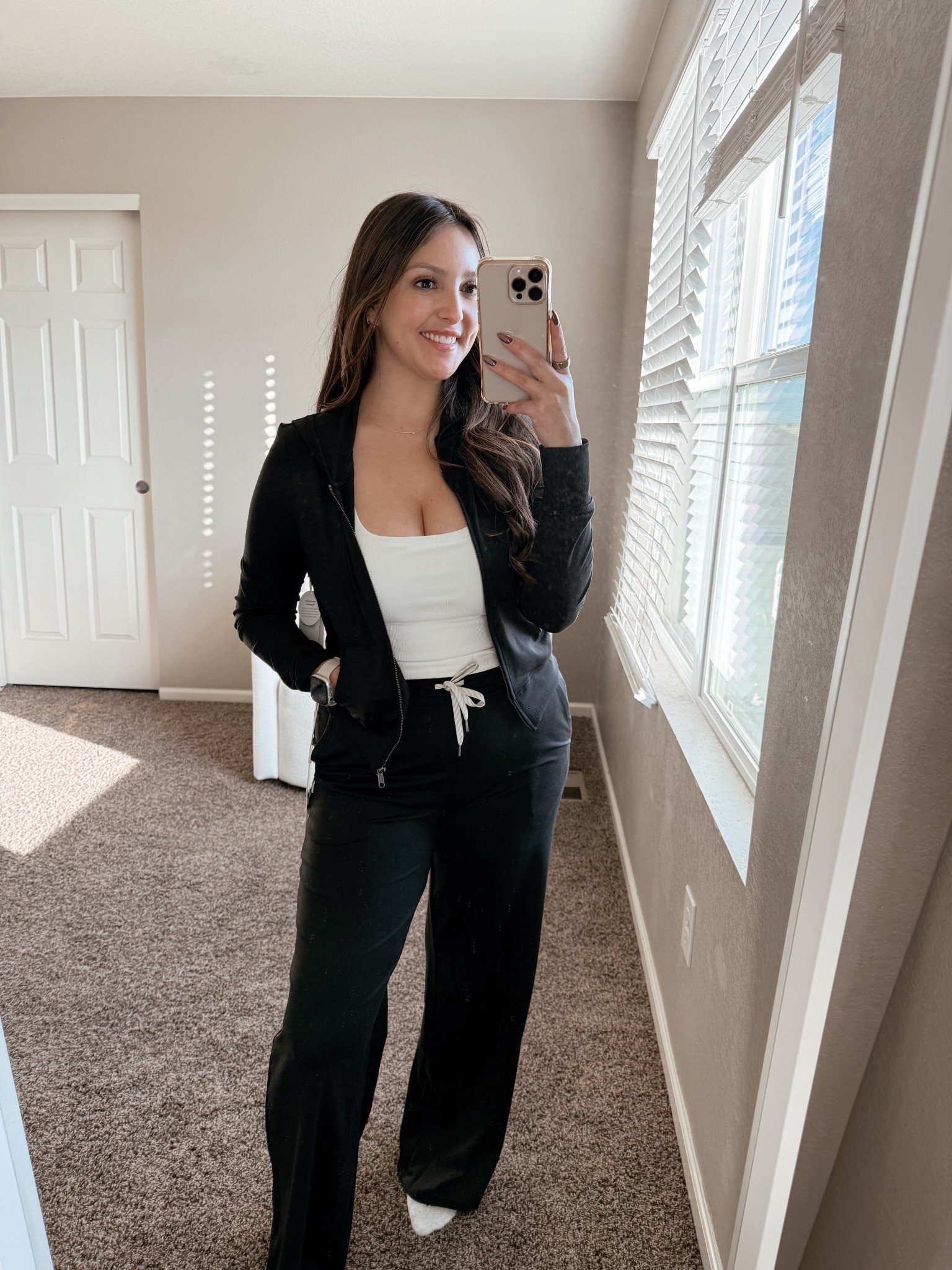 Travel fit for my work trip ✈️

#LTKTravel #LTKActive #LTKPetite