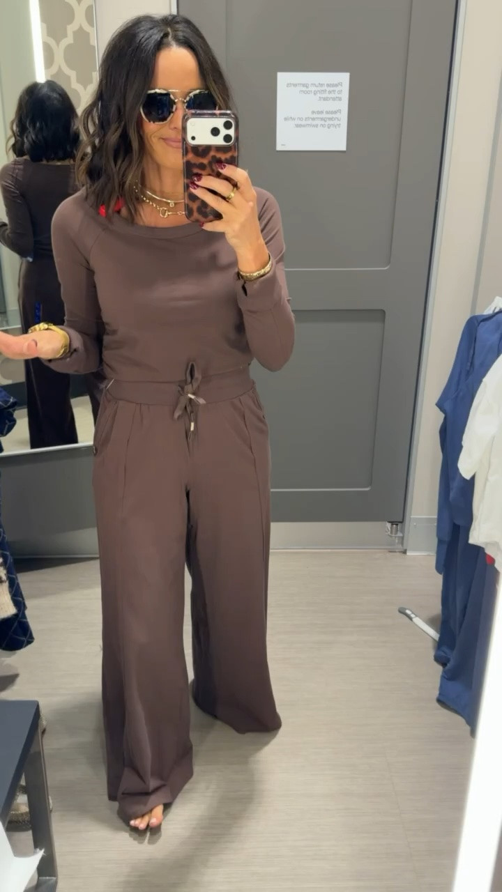IMMEDIATE BUY!!👏🏻 This lounge set is perfect for fall & it looks so much more expensive than it is!!

@Target 

#targetfashion

#LTKootd