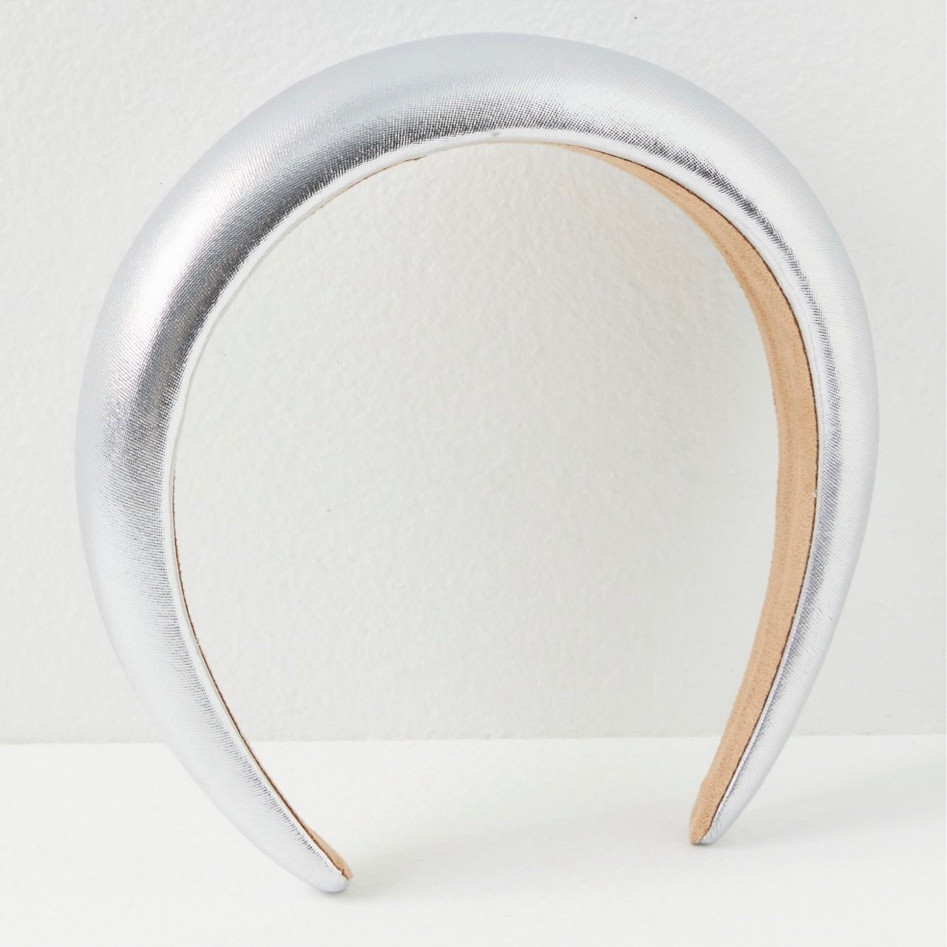 Metallic headband, headband, holiday hair accessories, silver headband

#LTKHoliday #LTKbeauty #LTKSeasonal