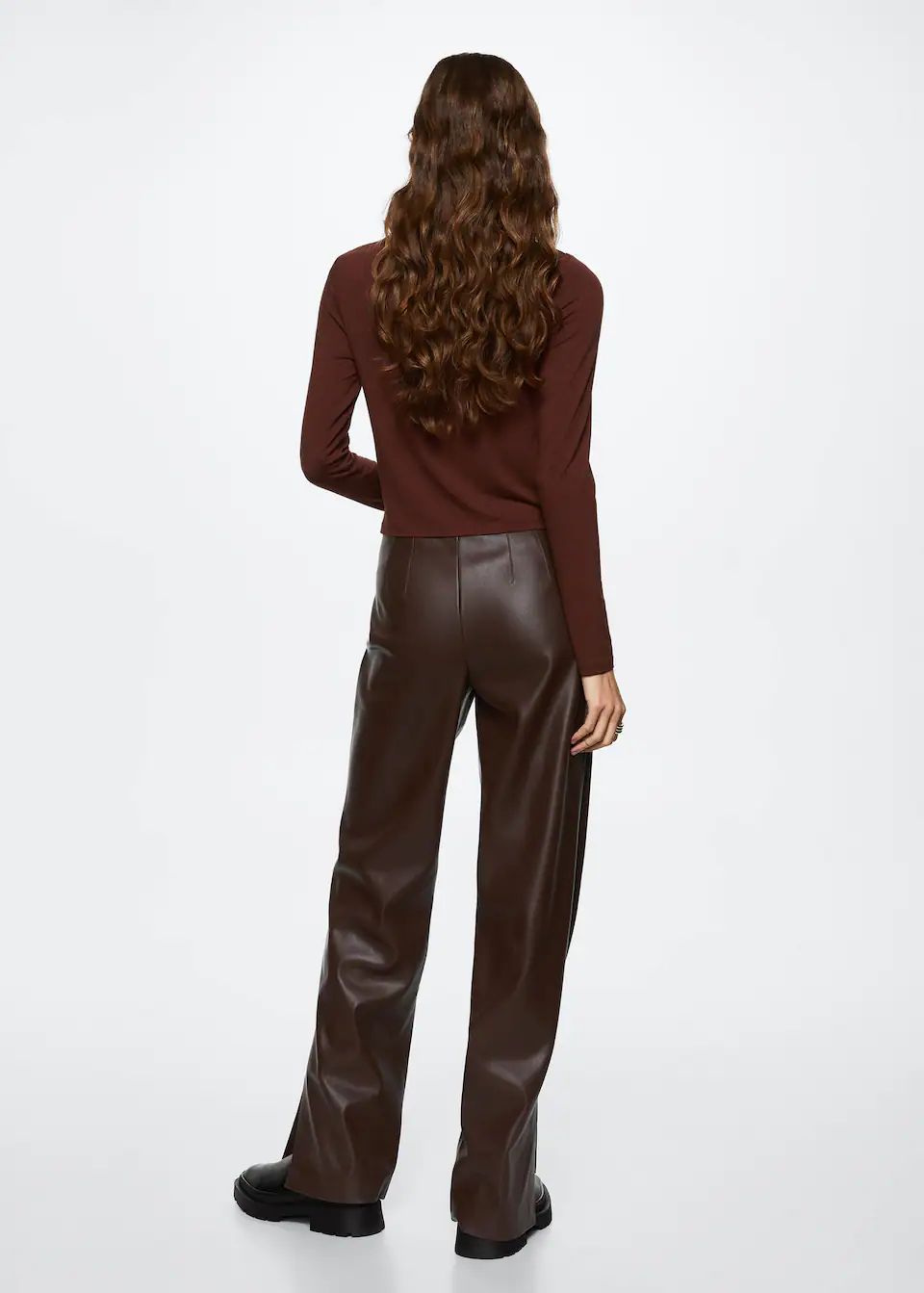Search: Brown leather trousers (22) | Mango United Kingdom | MANGO (UK)
