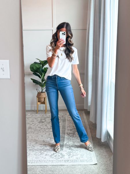✨POV: You found the comfiest shaping stretchy jeans UNDER $50

✨They’re super stretchy and make your bum look great!! 

✨Pair with boots, sandals, sneakers, mules, or flats! 

✨I’m wearing my true to size, 25 regular length.

#LTKStyleTip #LTKFindsUnder50 #LTKFindsUnder100