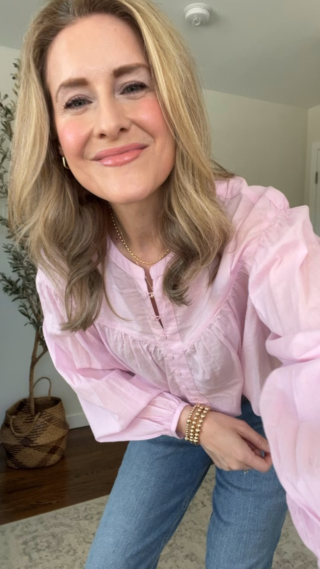 Walmart cotton long sleeve top that’s similar to Free People. I sized up to medium. Could do a small. Also in floral. Slightly sheer. #walmartfashion 