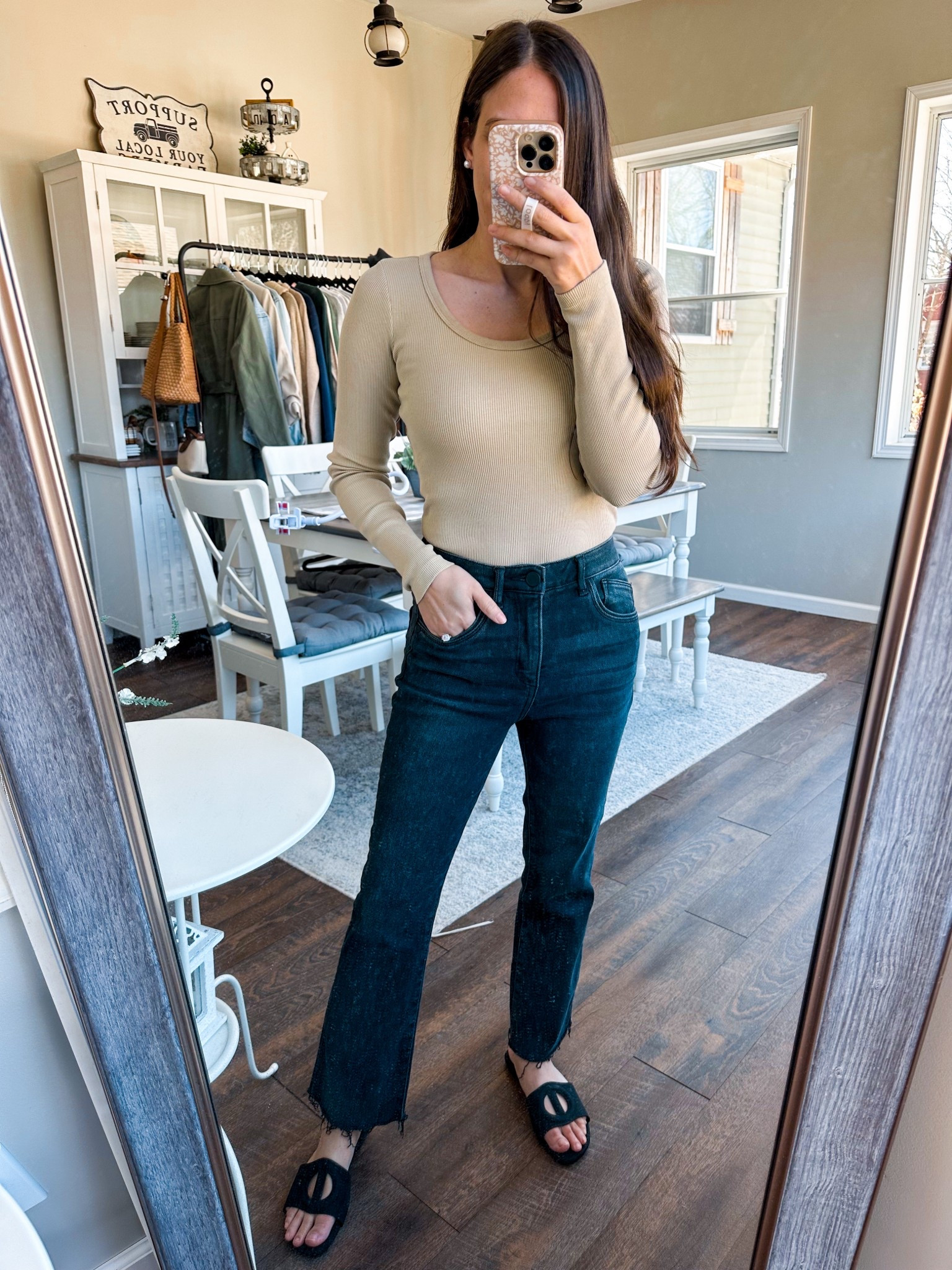 The best Amazon bra! So seamless! Wireless with removable pads! Comfort level 10/10 - use code: 159CHRISTA for 15% off your purchase! 

Jeans tts petite 
Shoes tts 
Top XS 

#LTKStyleTip #LTKPetite #LTKFindsUnder50