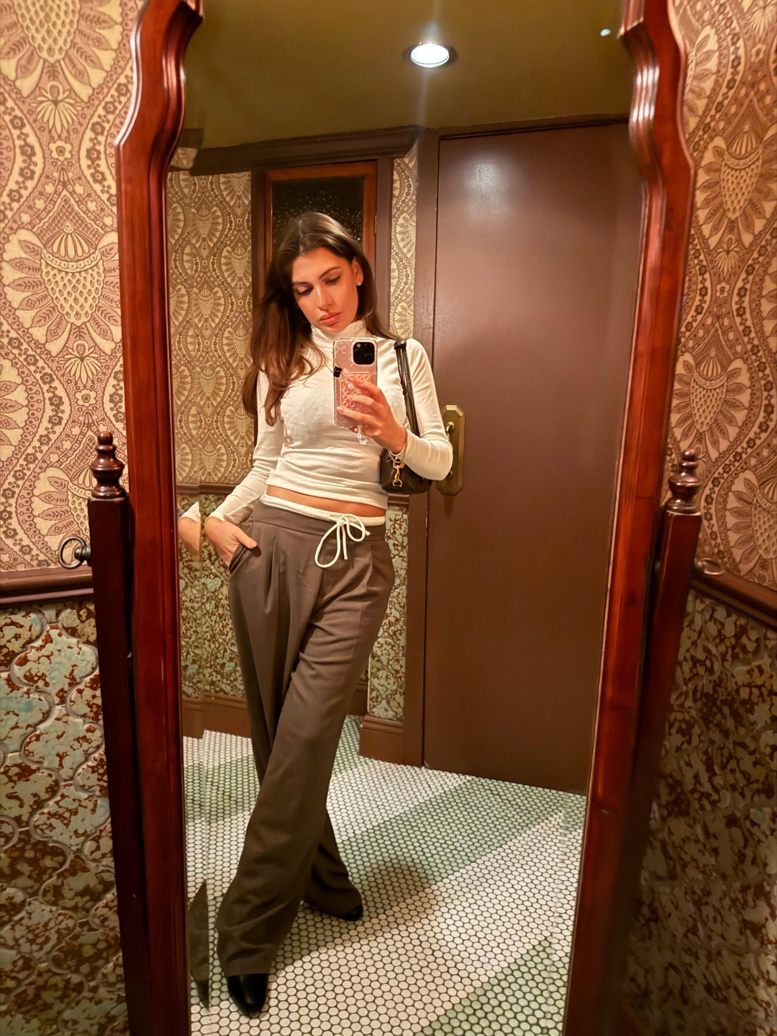 🍎🗽


Brown Tailored Trousers, Brave Soul, Asos, Schuh, Boots, New York Outfits

#LTKtravel #LTKwinter #LTKfestive