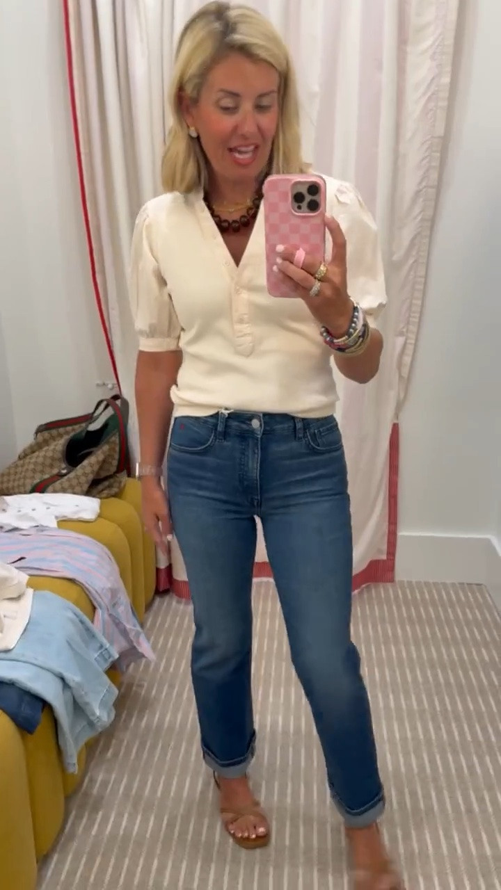 The cutest mixed media & jeans  from @MERSEA! 
Top - in xs but need small
Jeans - 25
Sandals- 8 tts

 *Use my code Catherine20 at A+B
 *Use code Mixandmatchmadness at Loopy

#LTKdayinmylife #LTKmomlife #LTKTravel
