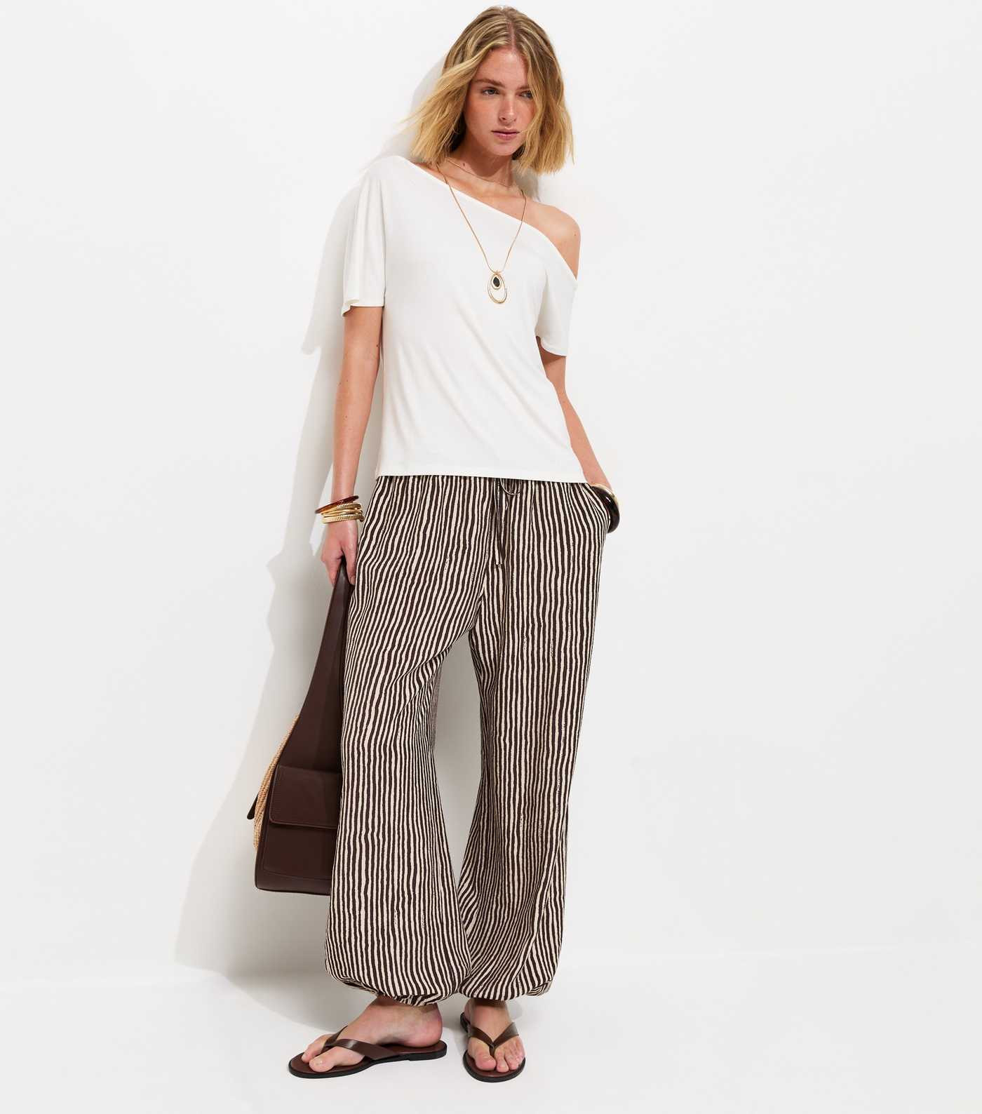 Brown Striped Tapered Cuff Trousers | New Look | New Look (UK)