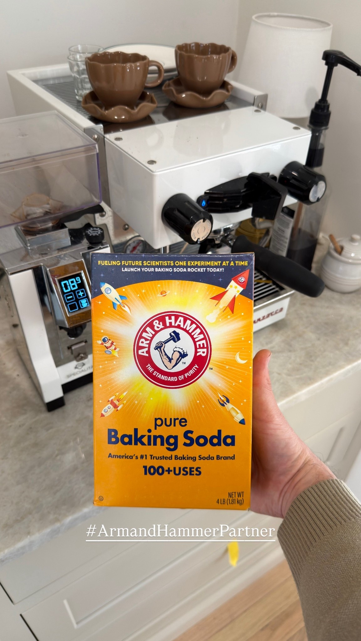 I’m using baking soda for everything from refreshing carpets and mattresses to cleaning my coffee grinder and DIY tools. It tackles odors, cuts through buildup, and makes everyday resets quick and easy—no extra products needed.
Linked on LTK 🤍 Shop now @walmart!
#Ad #armandhammerPartner #armandhammer #bakingsodahacks @armandhammer @shop.ltk #liketkit

#LTKMens #LTKdayinmylife #LTKHome