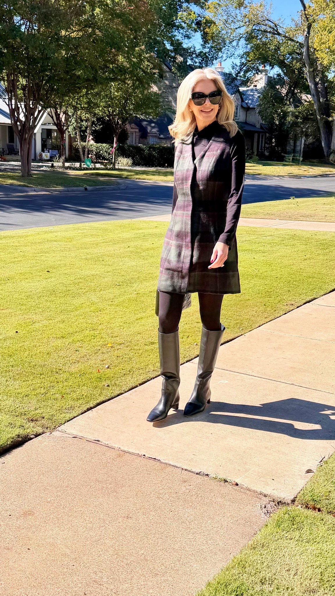 Gorgeous wool plaid dress for Thanksgiving. Size S

#LTKOver40 #LTKSeasonal #LTKHoliday