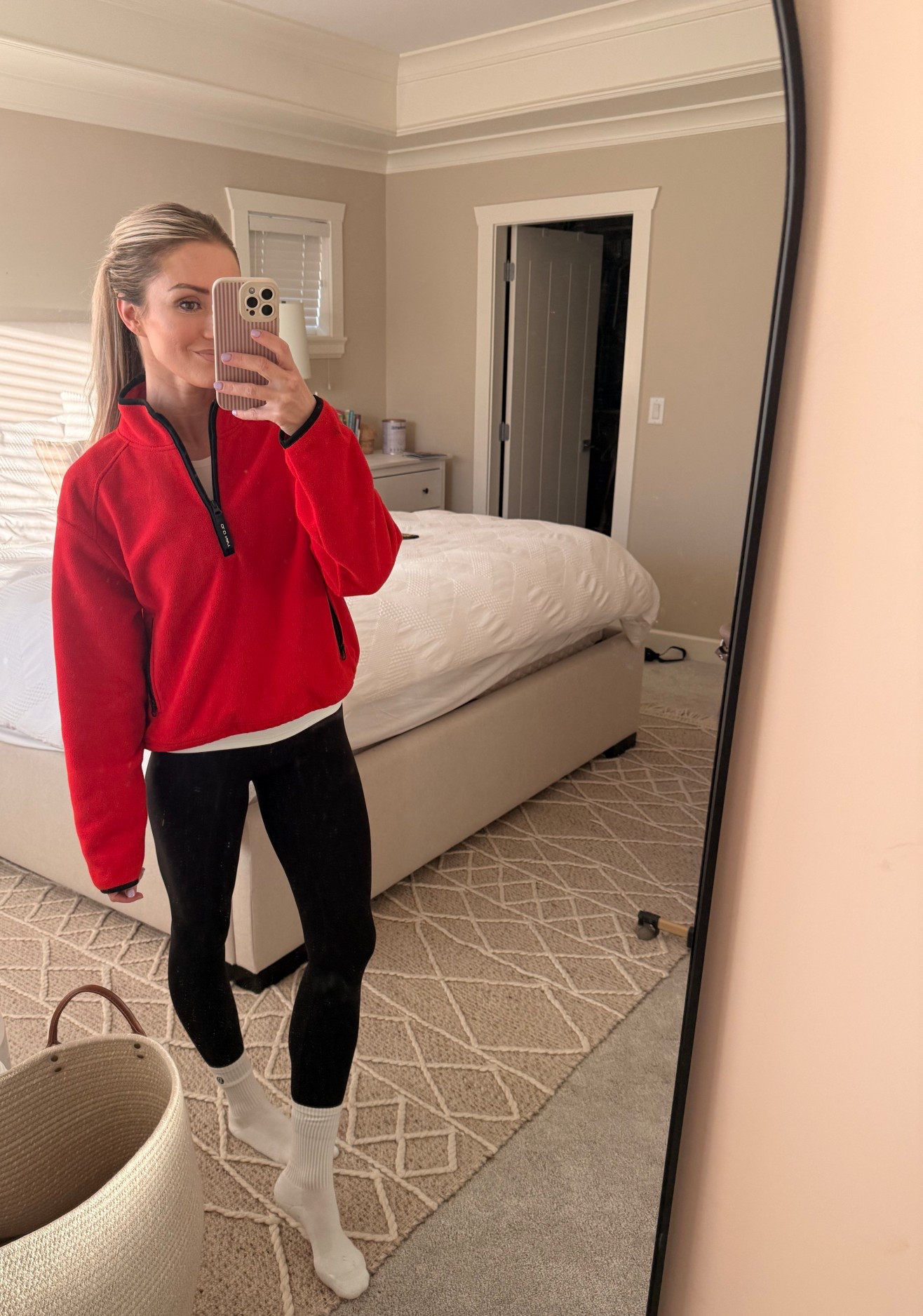 Wearing this to take the kids to the park. 
Fleece is sold out, so linking similar ones  

#LTKwinter #LTKcanada #LTKfitness