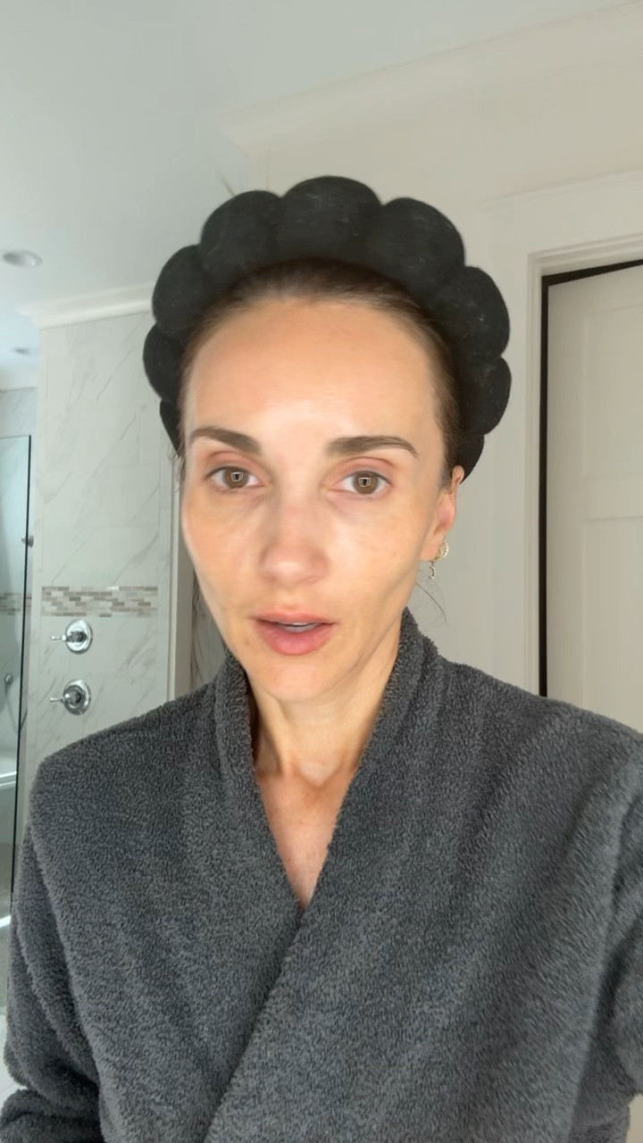 Must try skincare @clarinsusa Multi Active Jour anti aging cream for glowy and radiant skin. Also linking my 2 favorite face masks, best self tanner for face and my trusted plumping serum 

#LTKOver40