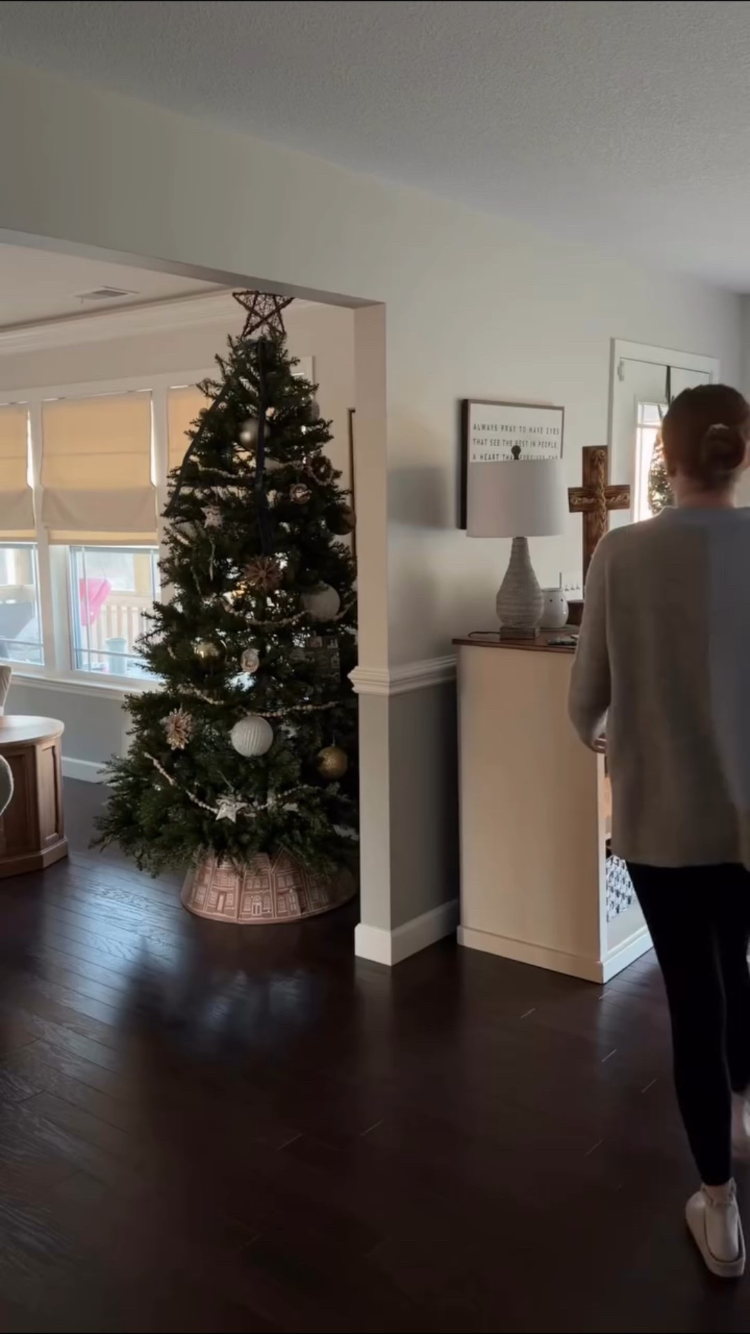 Another slow morning while we get over a good old seasonal cold 🤧 And of course we had to open a little Christmas present early! 🎁 

#dailyvlogs #morningvlog #momvlogs #morningroutines #girlmomlife #vlogmas #nespressocoffee #makecoffeewithme