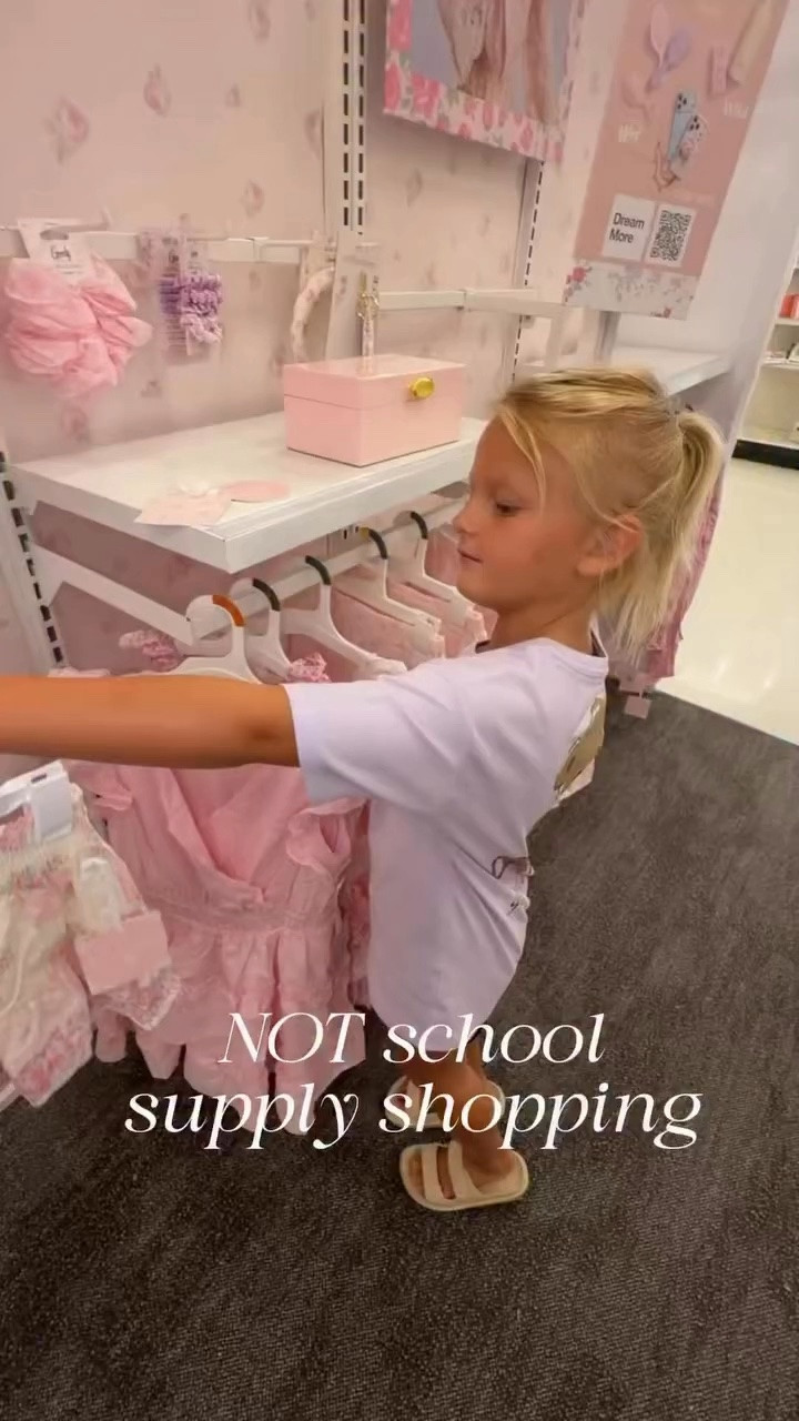Come shopping with us!

#LTKootd #LTKKids #LTKvlog