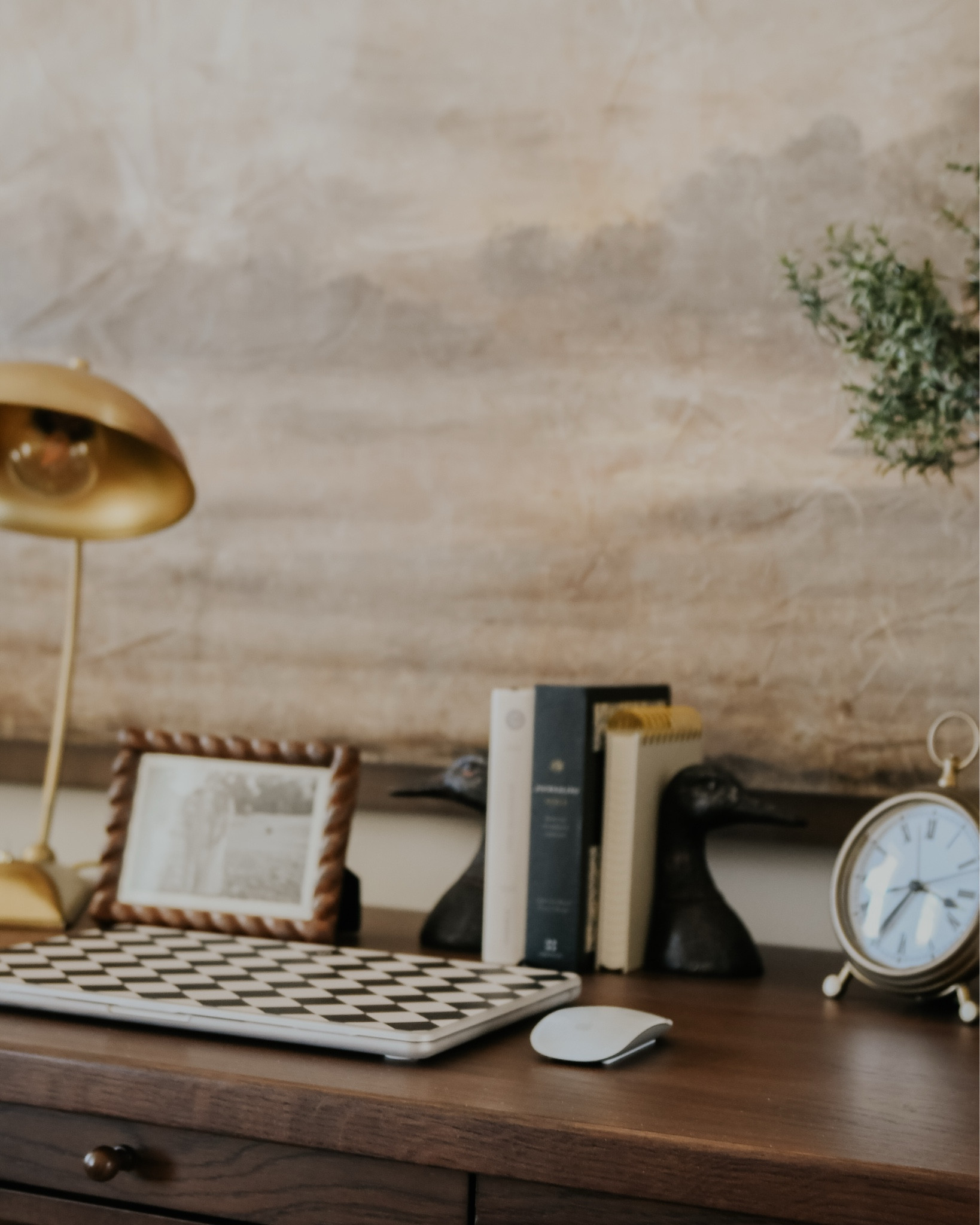 My cozy new office space 📚 

#LTKHome