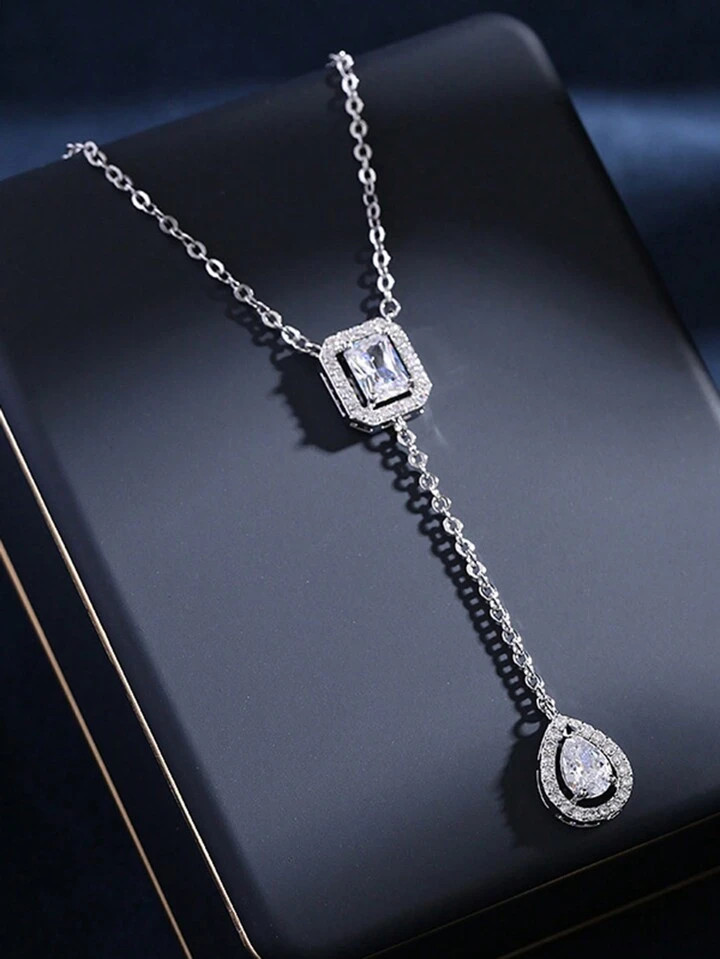 1pc Simple Design Silver Water Drop Shaped Cubic Zirconia Decor Chic Necklace Suitable For Women's Daily Wear | SHEIN