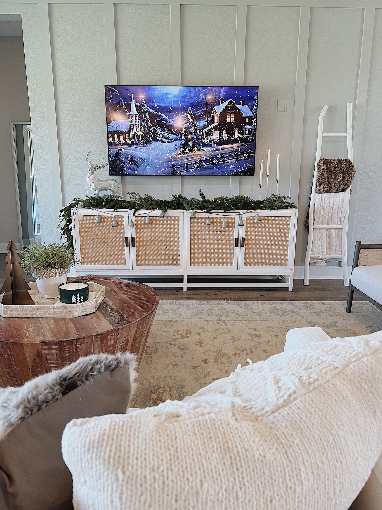 Console styling, Christmas console, Christmas decor, Christmas tv, holiday console, Christmas garland, holiday decor

#LTKSeasonal #LTKhome #LTKHoliday
