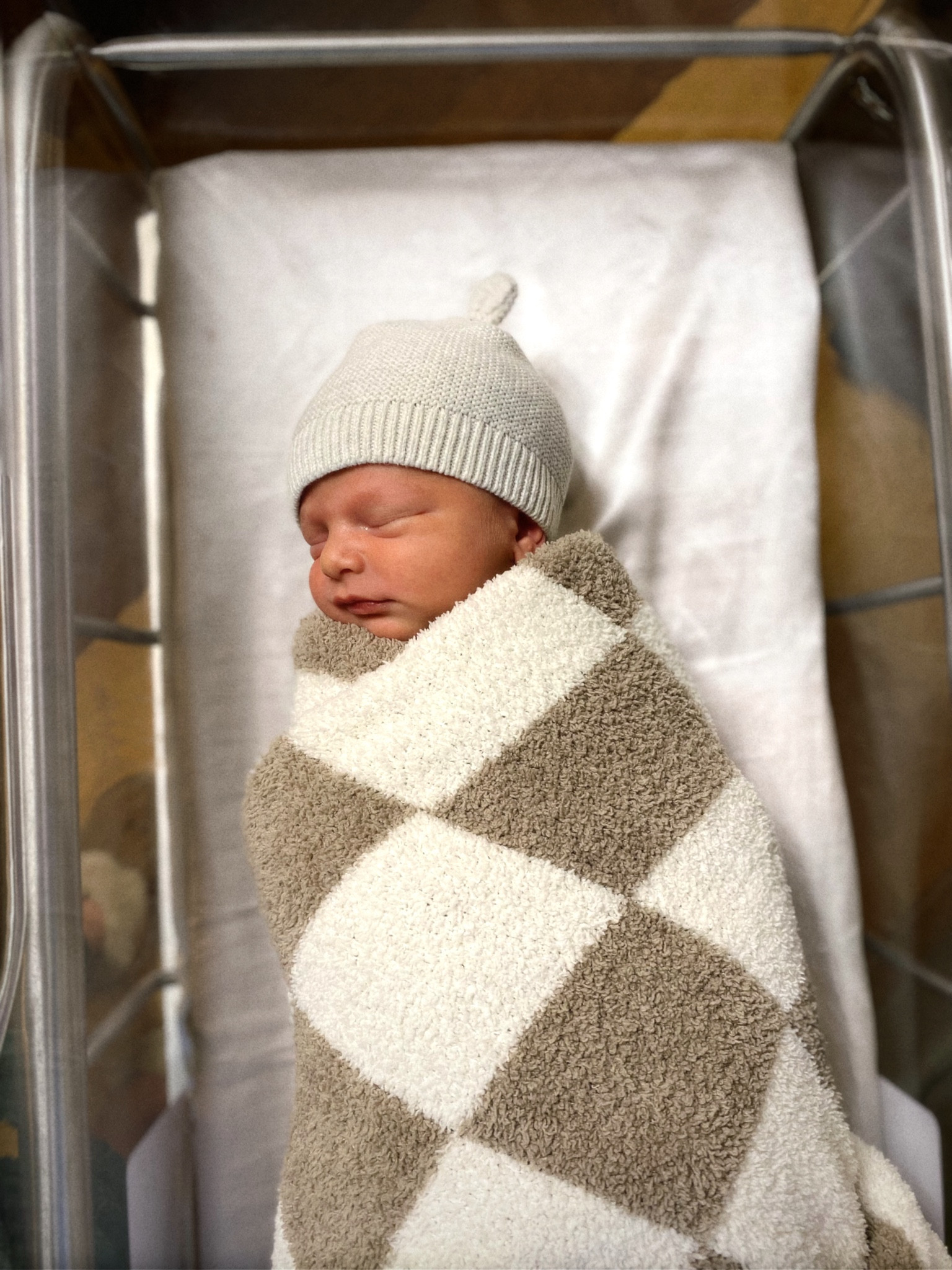 Bubba’s checkered blanket to match sissy’s 🤍🤎🐻 linked this color and a darker one too!

#LTKfindsunder50 #LTKbump #LTKkids