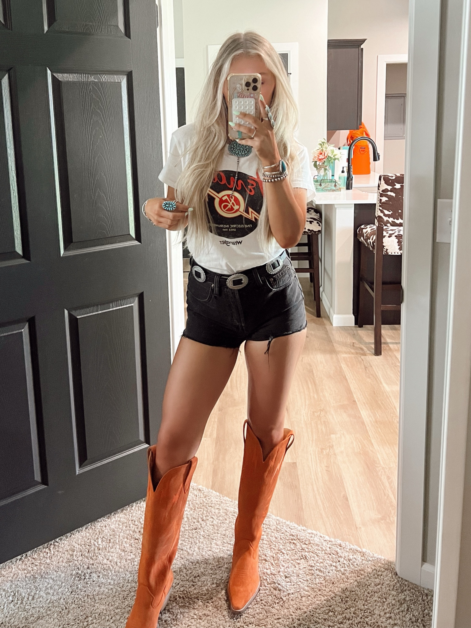 western fashion outfit inspo 🧡
#westernstyle #westernfashion #cowboyboots 

#LTKStyleTip #LTKGiftGuide #LTKSeasonal