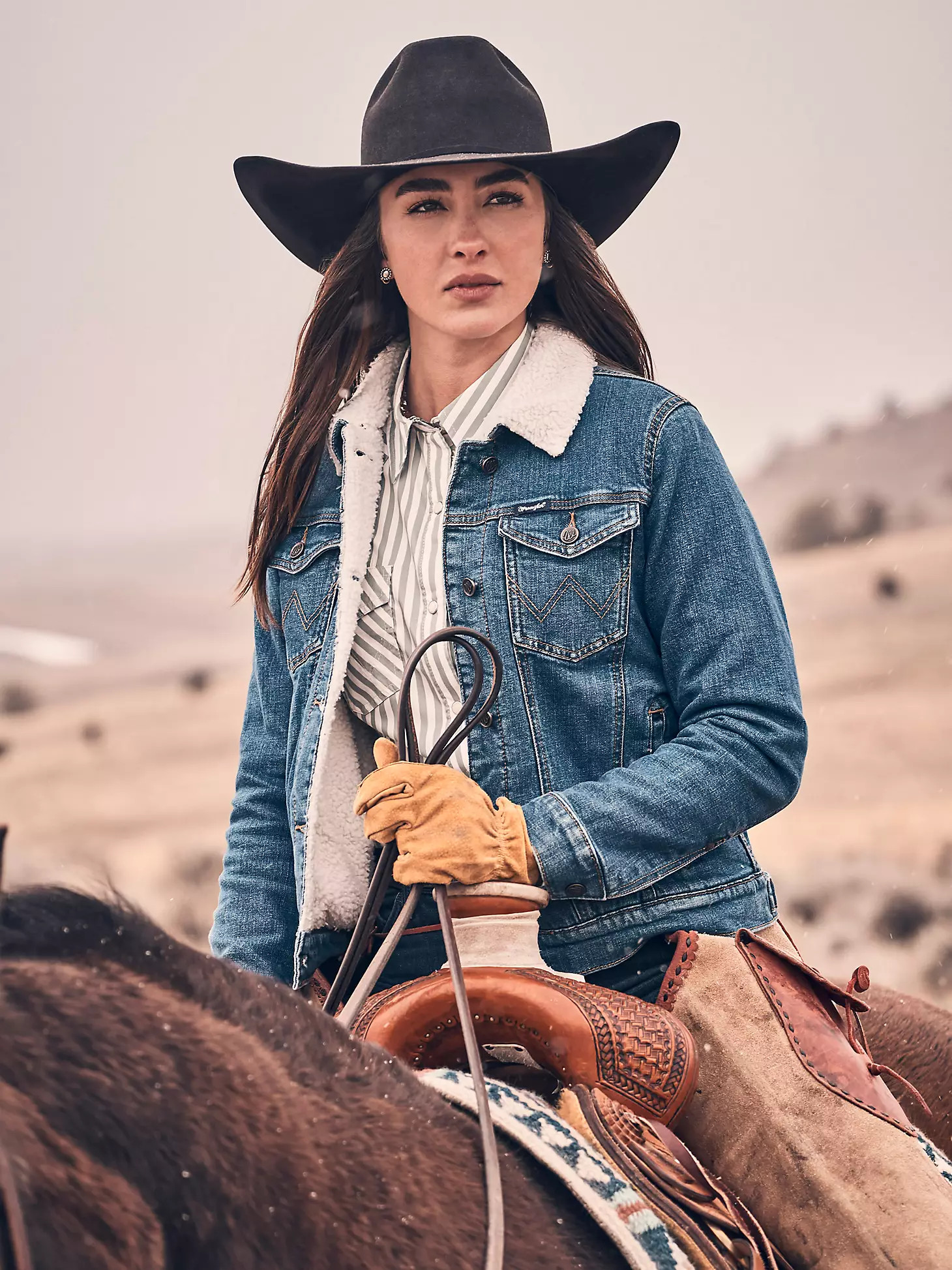 Women's Wrangler Retro® Sherpa Lined Western Denim Jacket in Denim | Wrangler