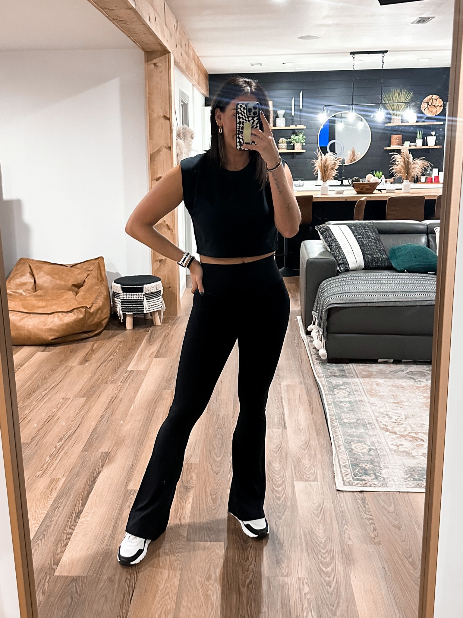 Top-medium
Flare Leggings-medium long
Sneakers-8

#LTKfindsunder50 #LTKstyletip #LTKsalealert