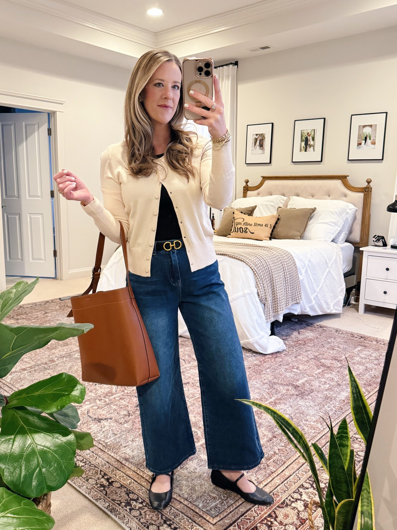 Spring transition outfitts

Lightweight Cardigan: Amazon (S)
Black Fitted Tee: H&M (S)
Wide Leg Crop Jeans: Amazon (2)
Black Mary Jane’s: Nordstrom (TTS)

Mom Style | Mom Outfit | Affordable Fashion | Chic Spring Style | Quiet Luxury Aesthetic | Spring Workwear 


#LTKStyleTip #LTKFindsUnder50 #LTKSeasonal