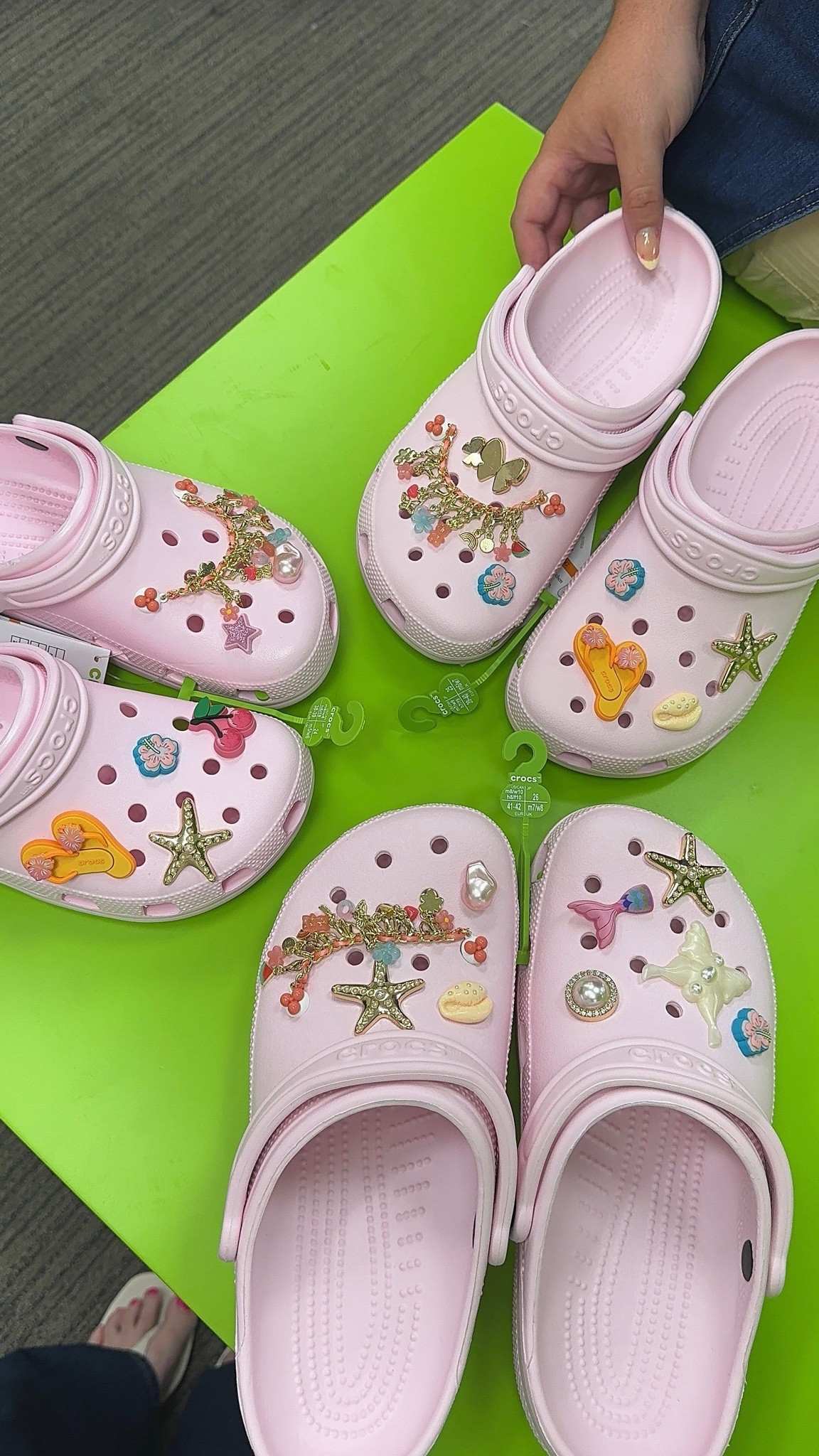 Hot Girls wear Crocs. Decorated my new crocs with my besties this week! So girly coded 🩷


Summer Shoe | Shoes | Crocs | Pink Shoes

#LTKootd #LTKdayinmylife #LTKSeasonal