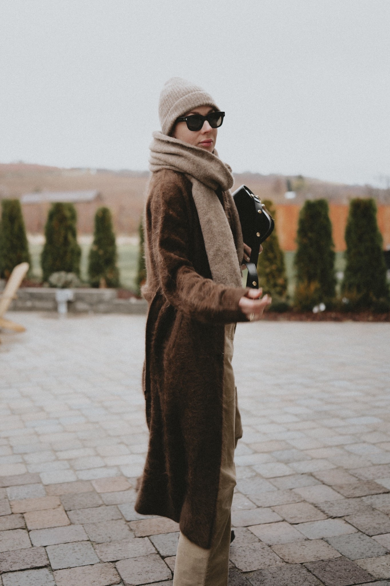 My favorite cozy layers rn: Guest in Residence cashmere & Sezane beanie & scarf. 

#LTKGiftGuide #LTKWorkwear #LTKSeasonal