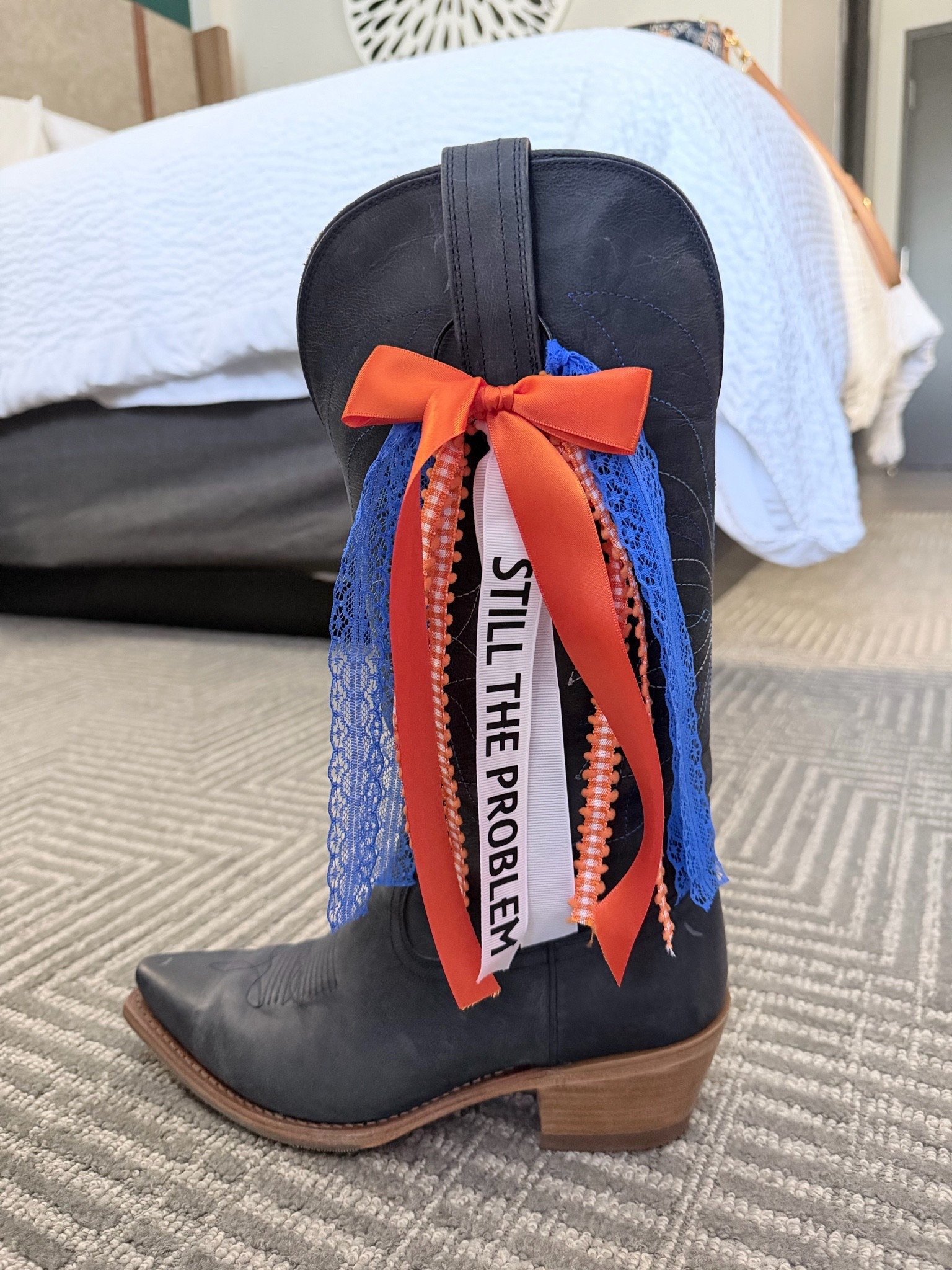He boots were dressed and ready for the Morgan Wallen concert! The boots are Tecovas Annie’s and they run TTS! These are one of my faves because they have a rubber sole!