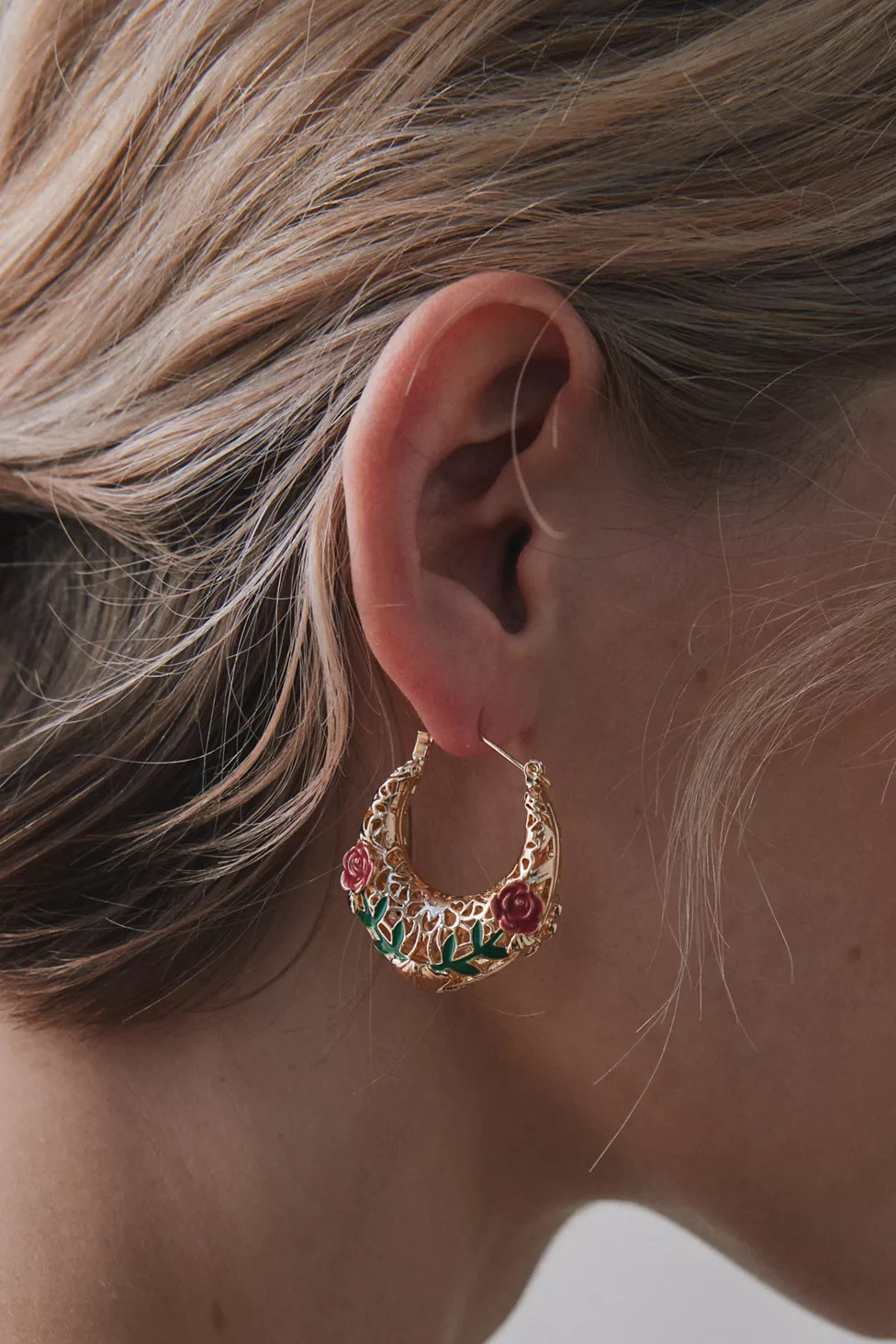 Belladonna Statement Rose Hoop Earring | Urban Outfitters (US and RoW)