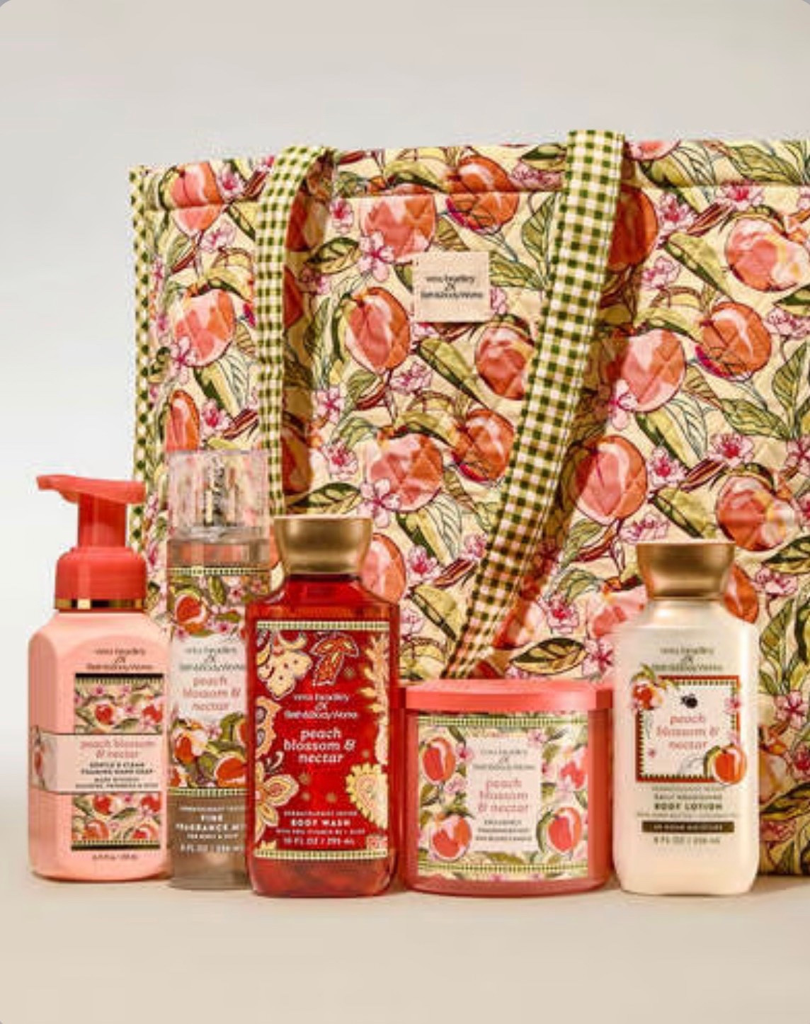 Vera Bradley Exclusive Tote✨💘

🚨$55 with any $40 purchase🚨

#LTKMothersDay #LTKBeauty #LTKSaleAlert